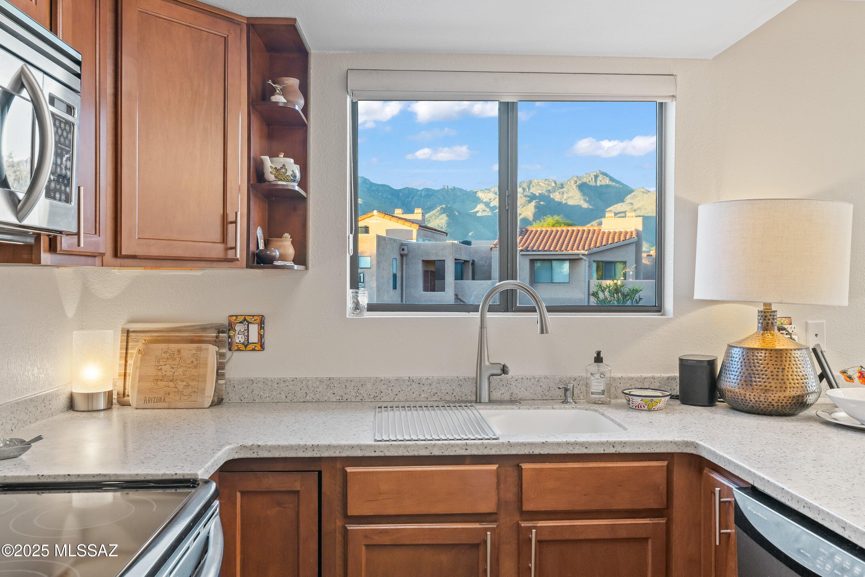5051 N Sabino Canyon Road Unit: 2220