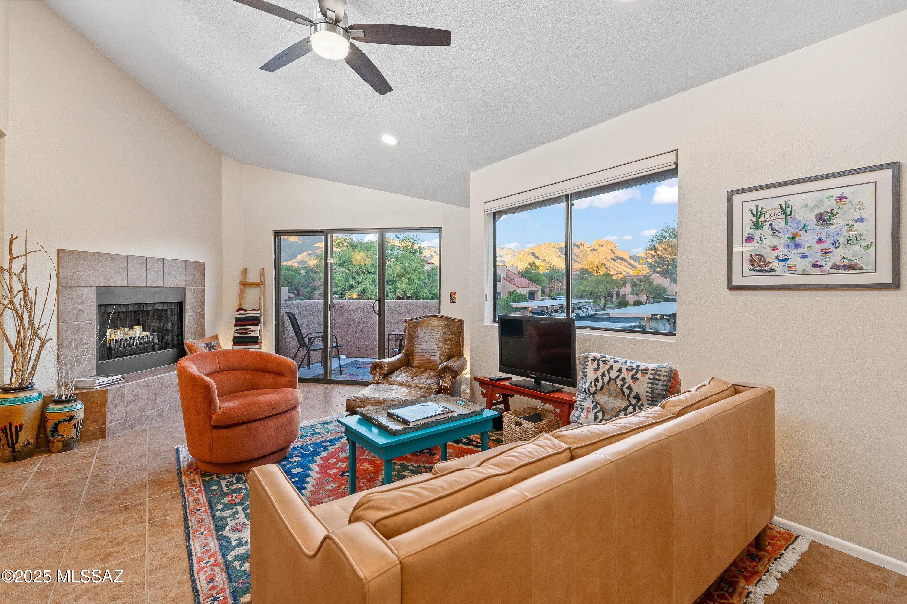 5051 N Sabino Canyon Road Unit: 2220