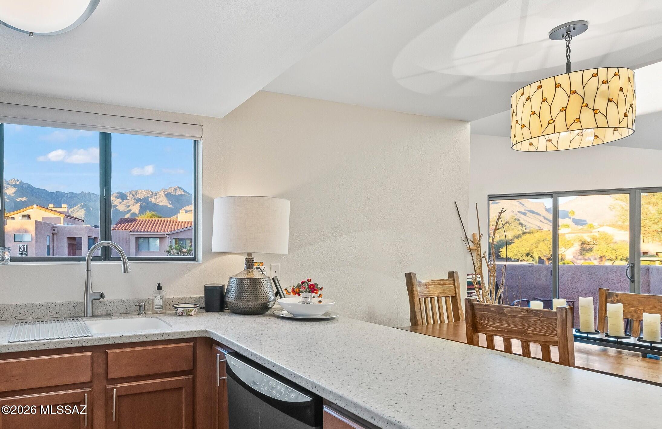 5051 N Sabino Canyon Road Unit: 2220
