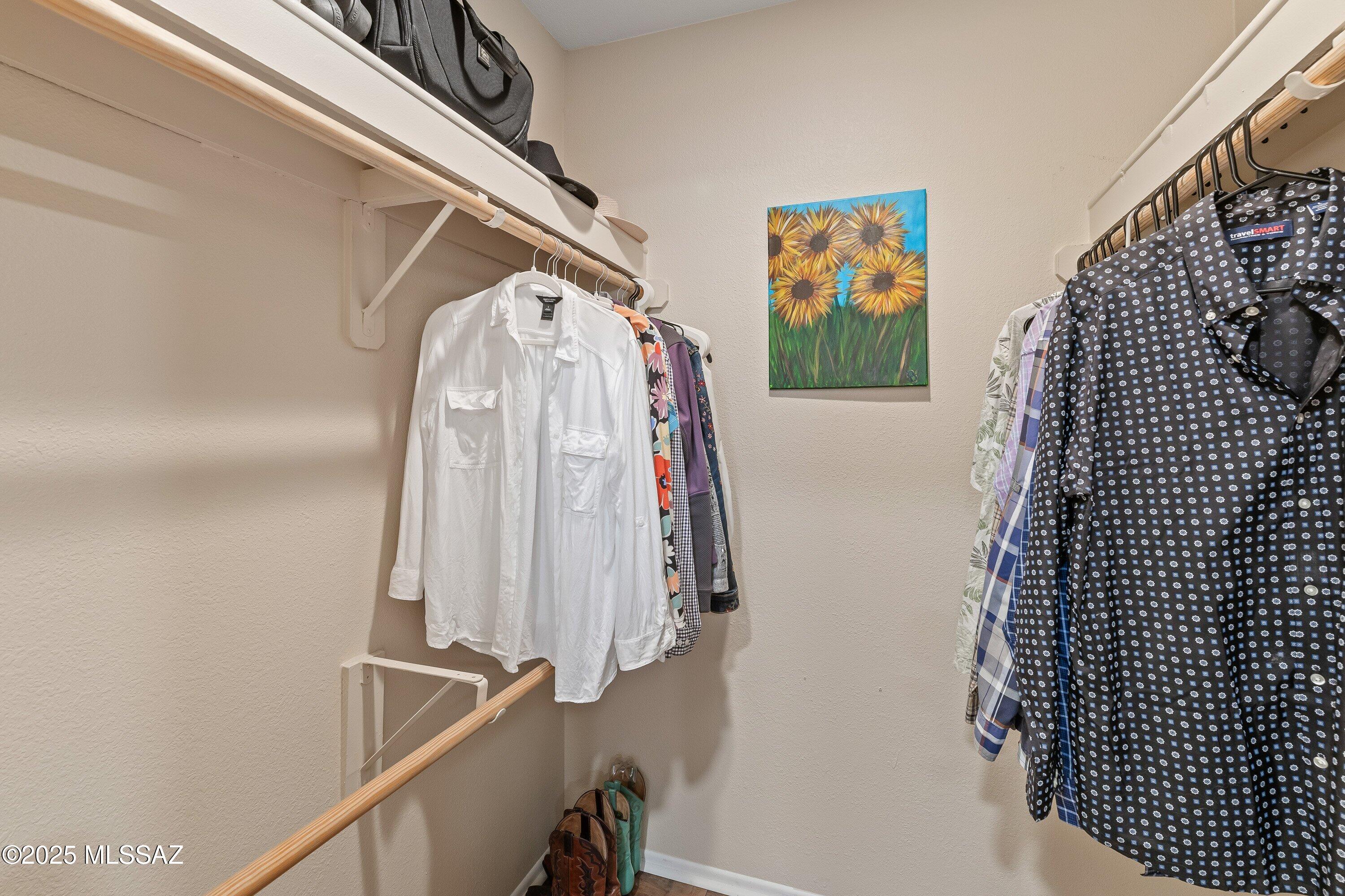 5051 N Sabino Canyon Road Unit: 2220