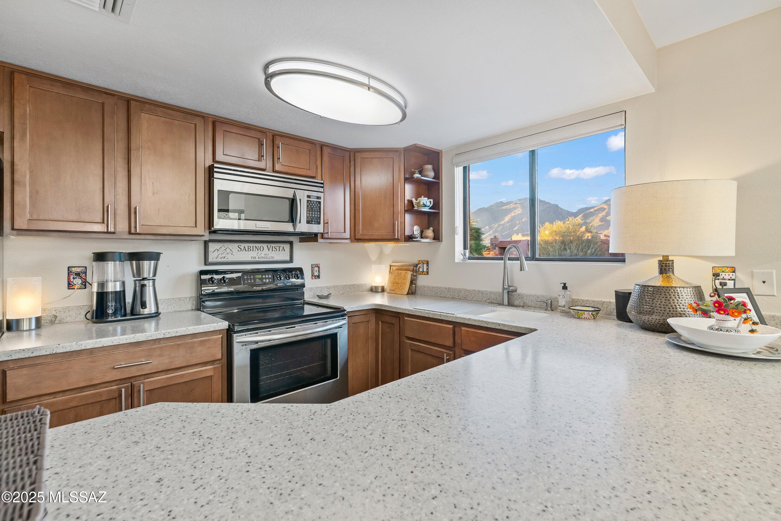 5051 N Sabino Canyon Road Unit: 2220