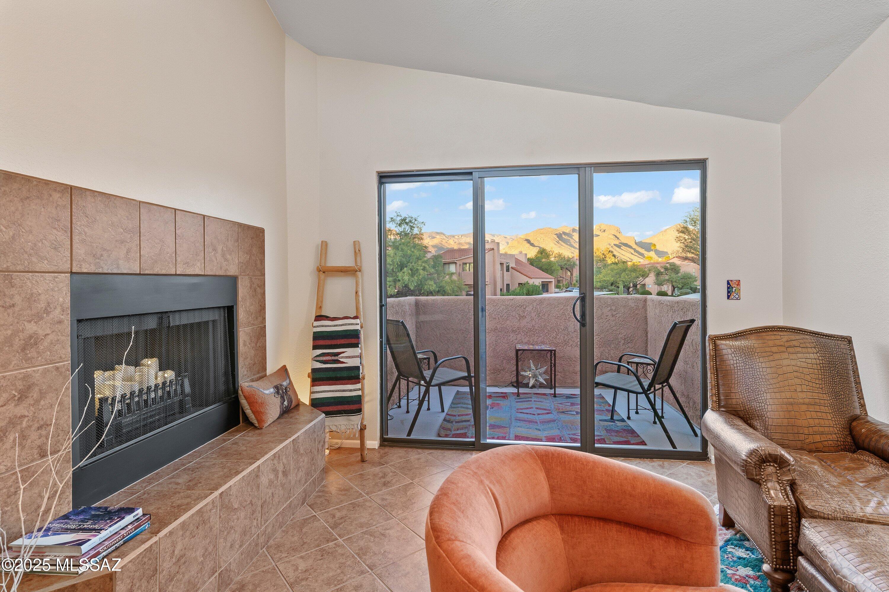 5051 N Sabino Canyon Road Unit: 2220