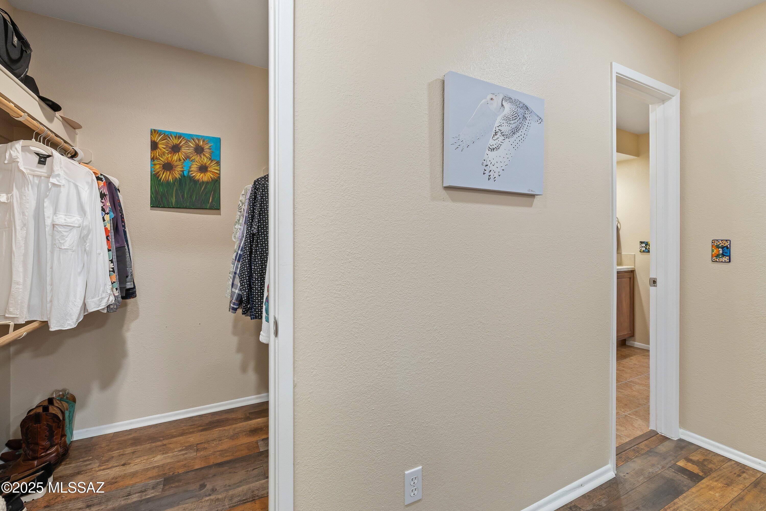 5051 N Sabino Canyon Road Unit: 2220