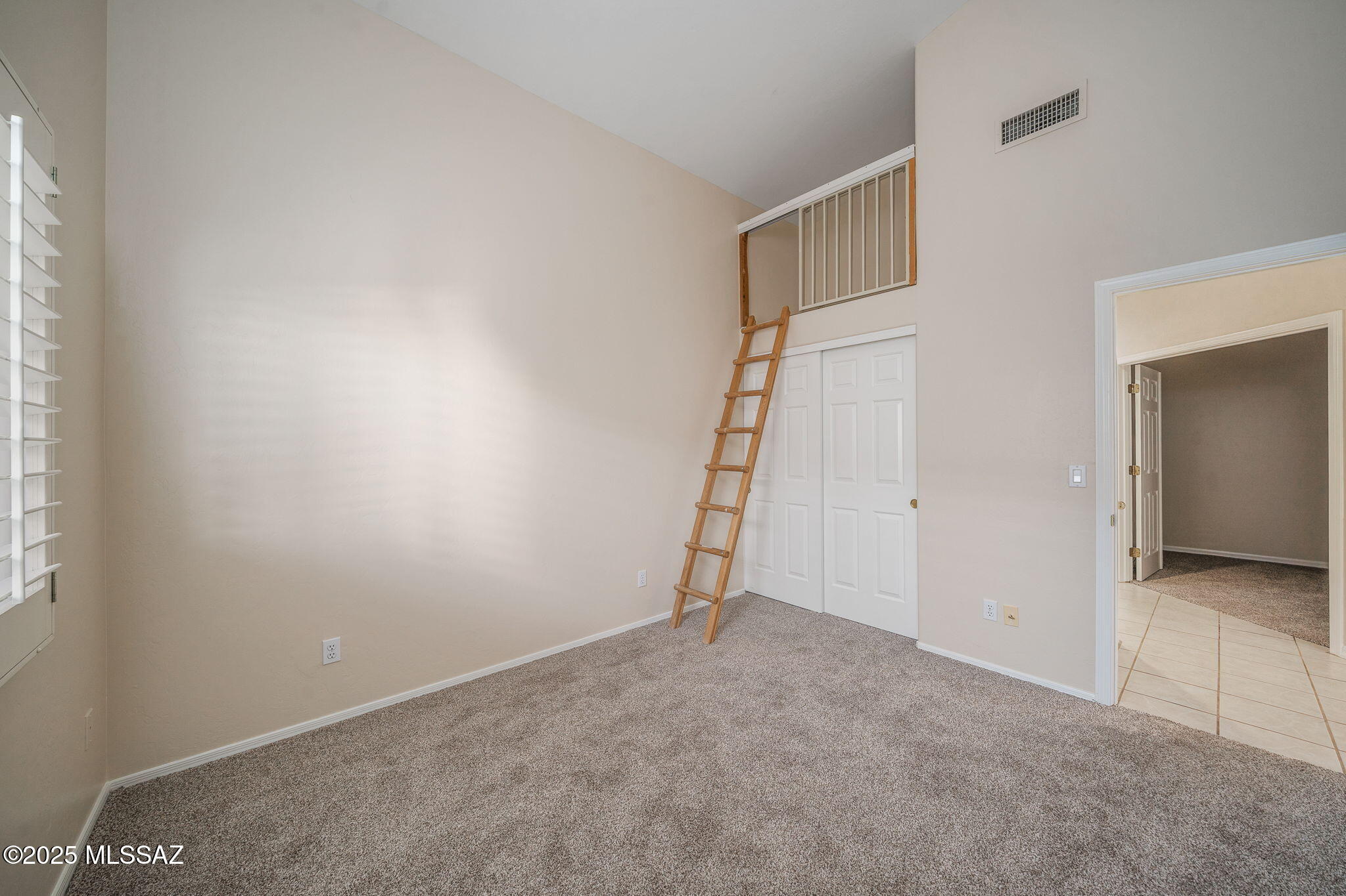 1645 E Ganymede Drive