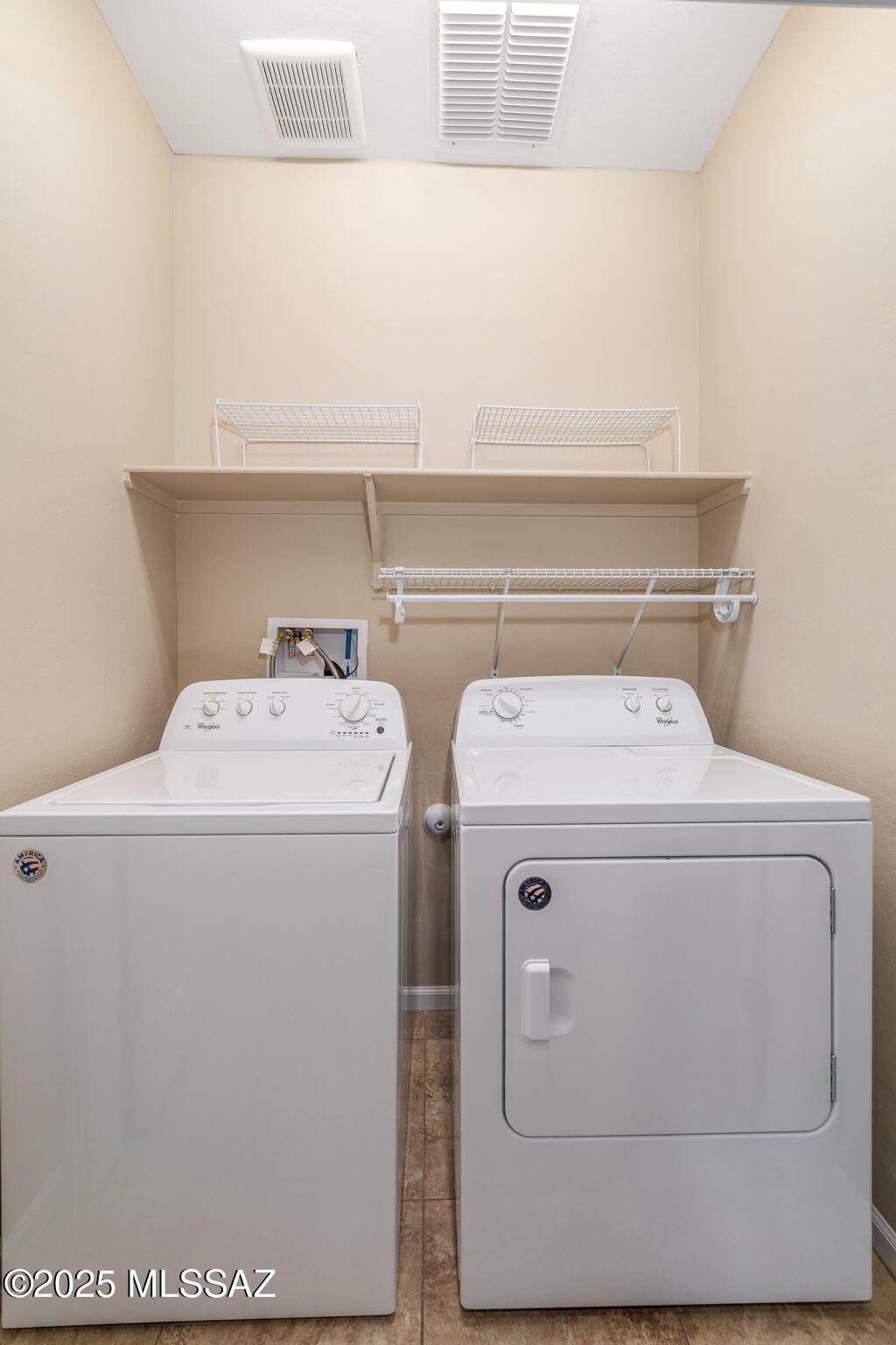 883 N Broken Hills Drive