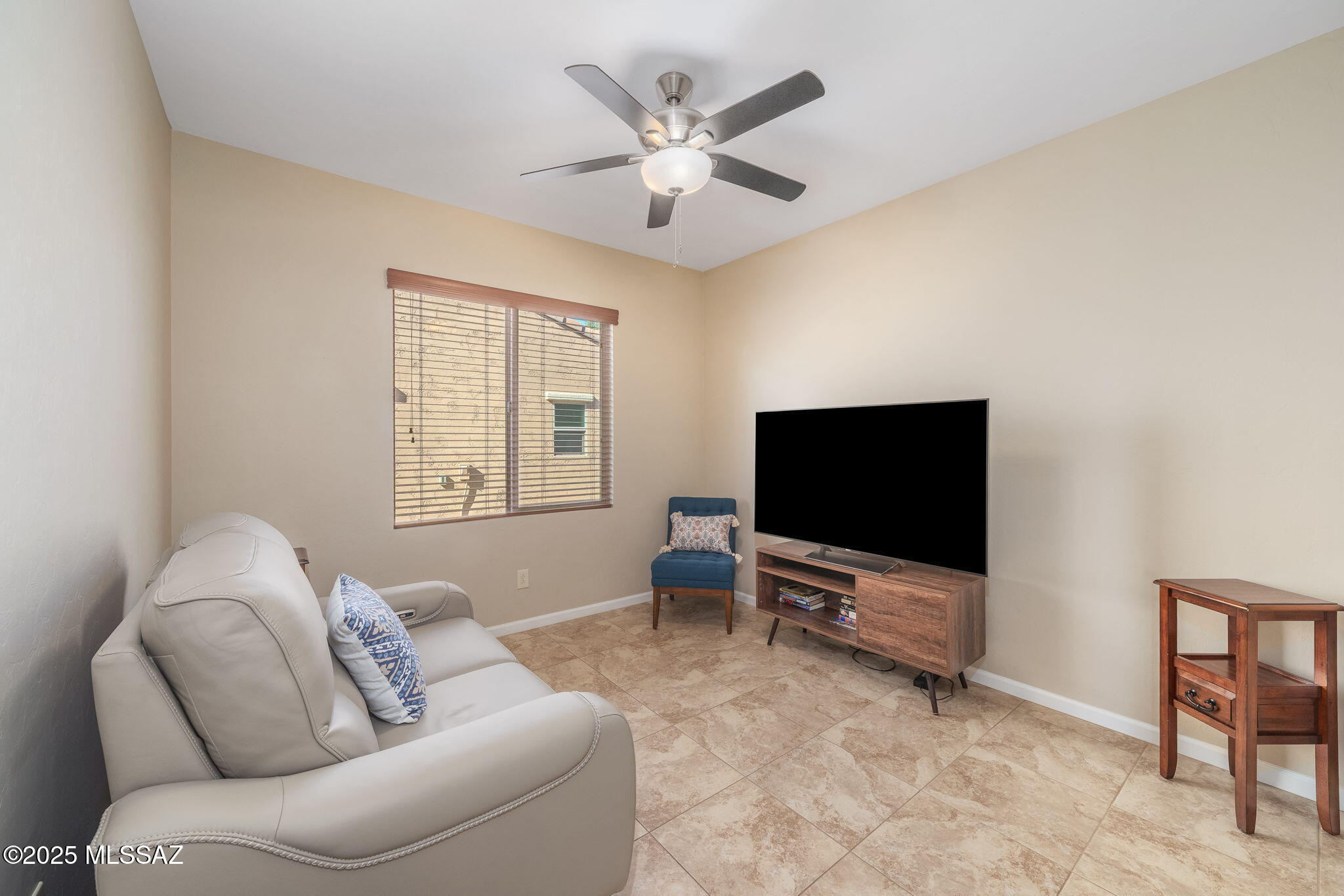 883 N Broken Hills Drive