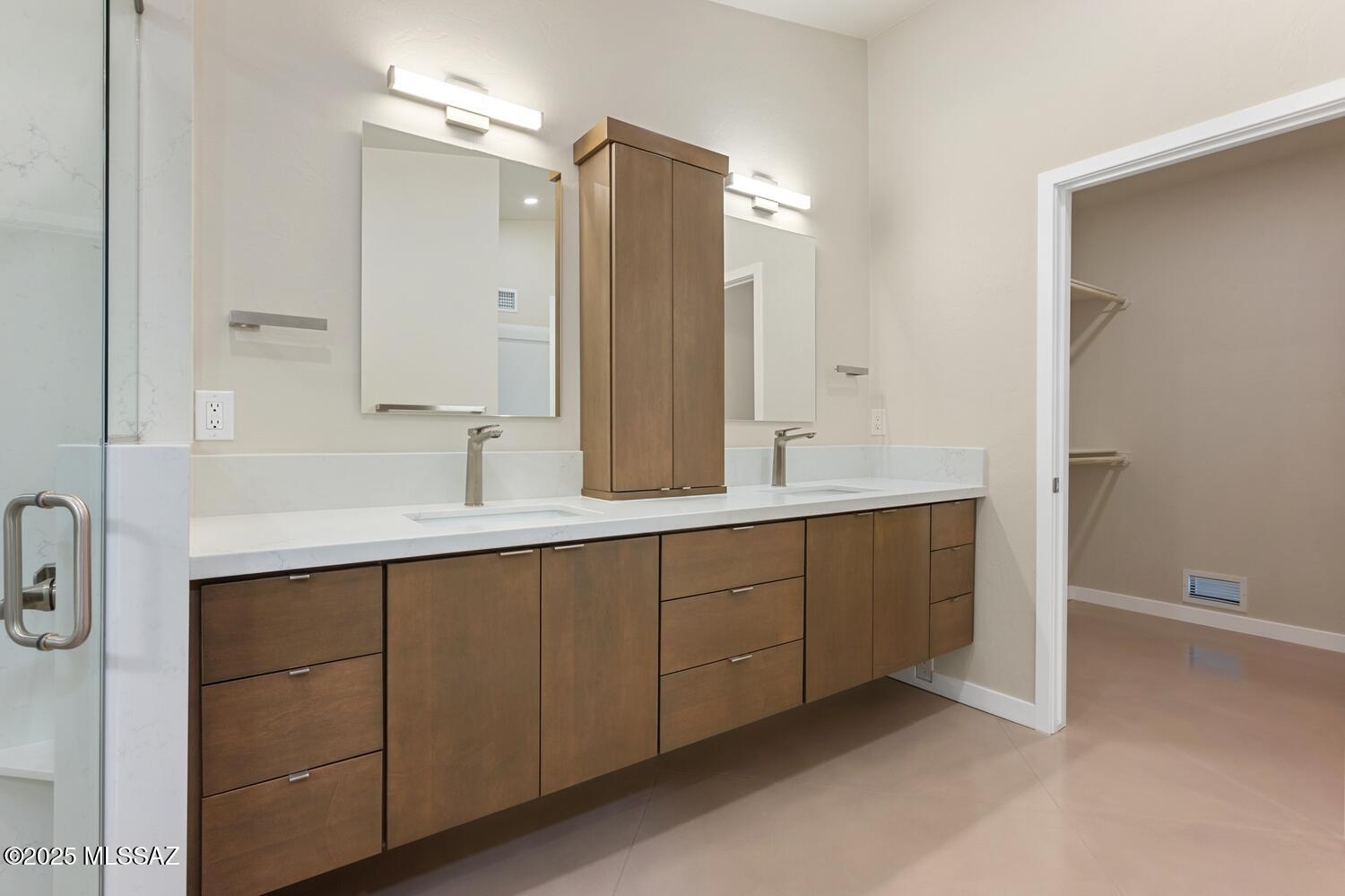 1502 E Indian Wells Road