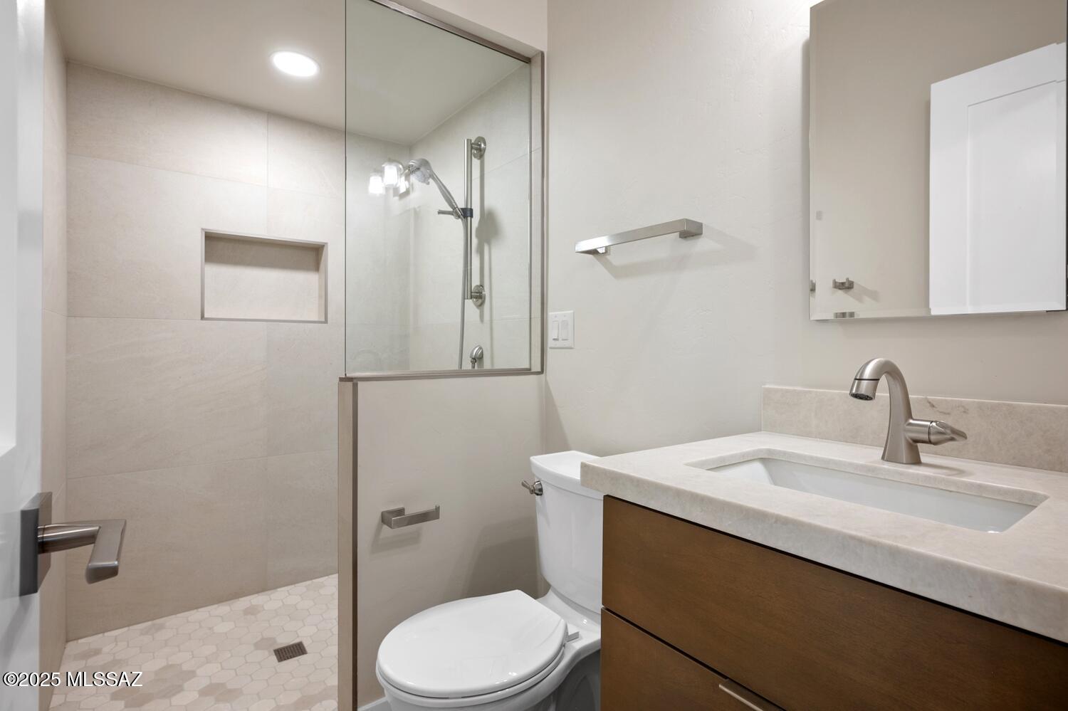 1502 E Indian Wells Road