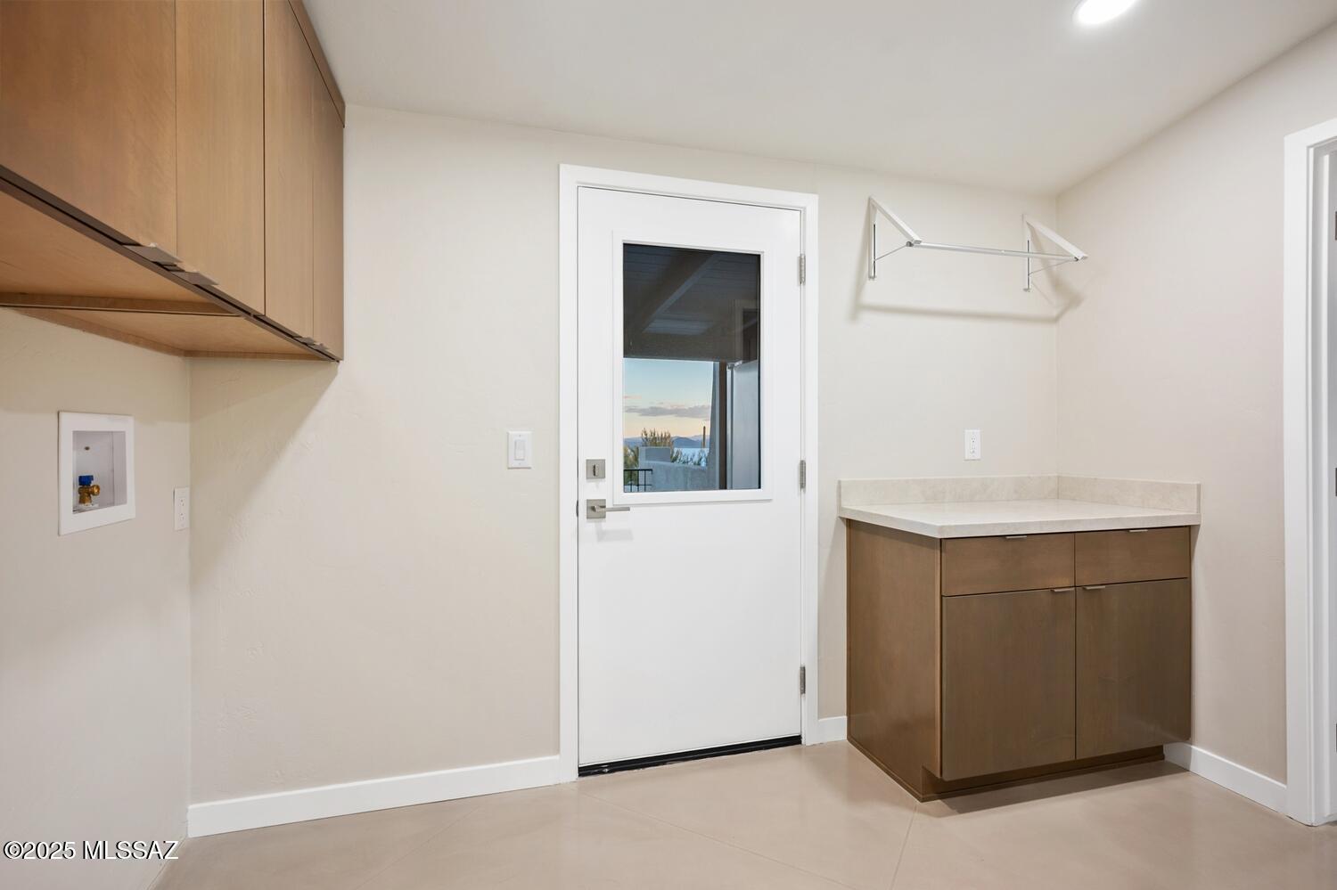 1502 E Indian Wells Road