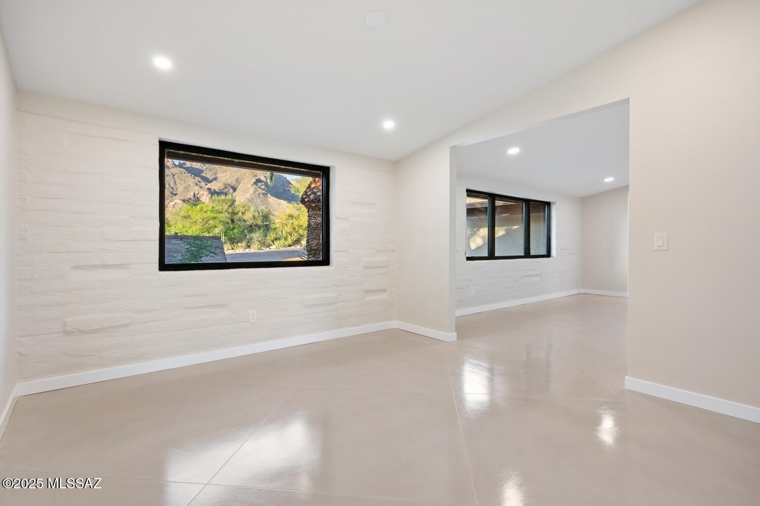 1502 E Indian Wells Road