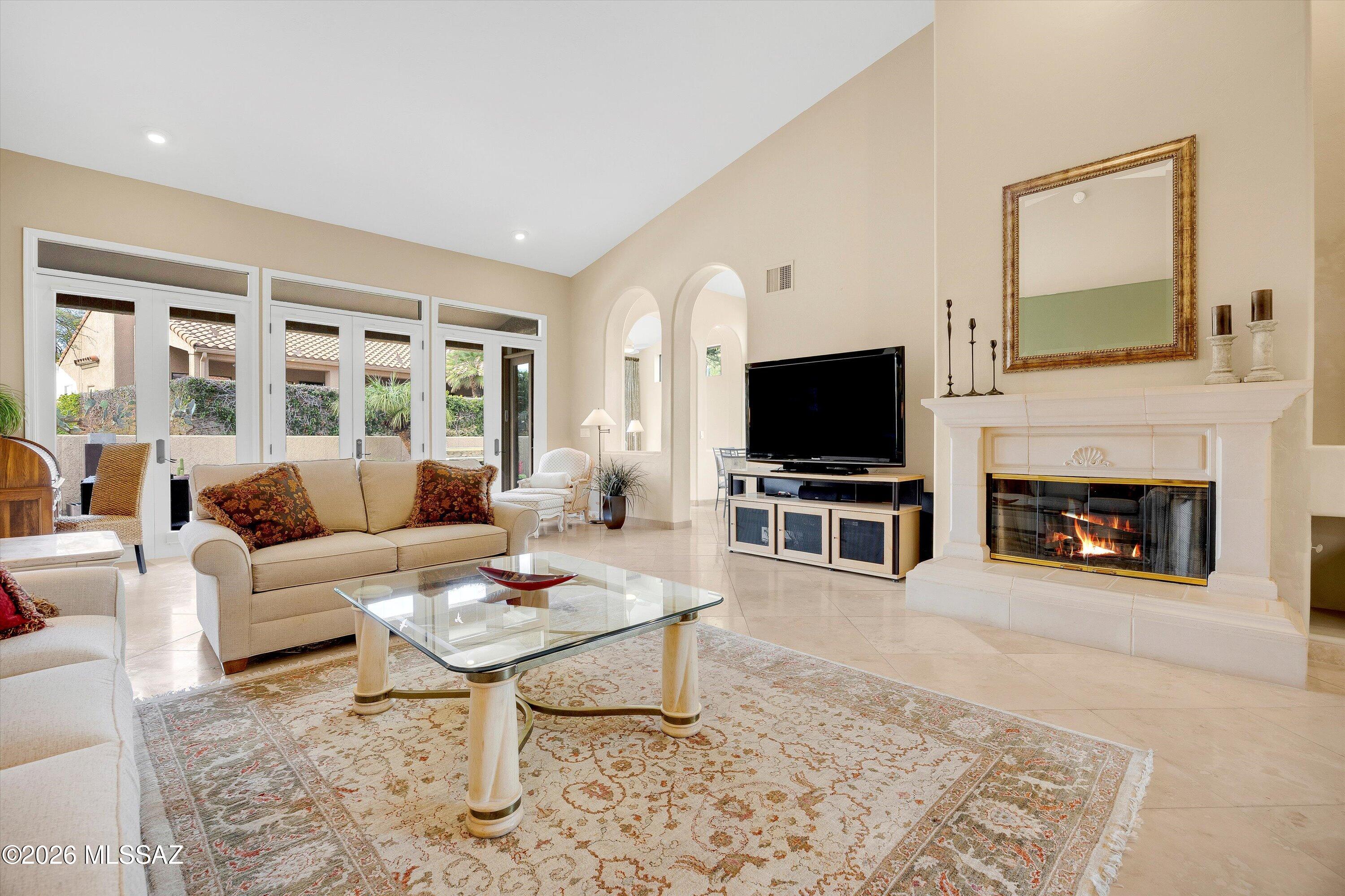 6015 N Coatimundi Drive