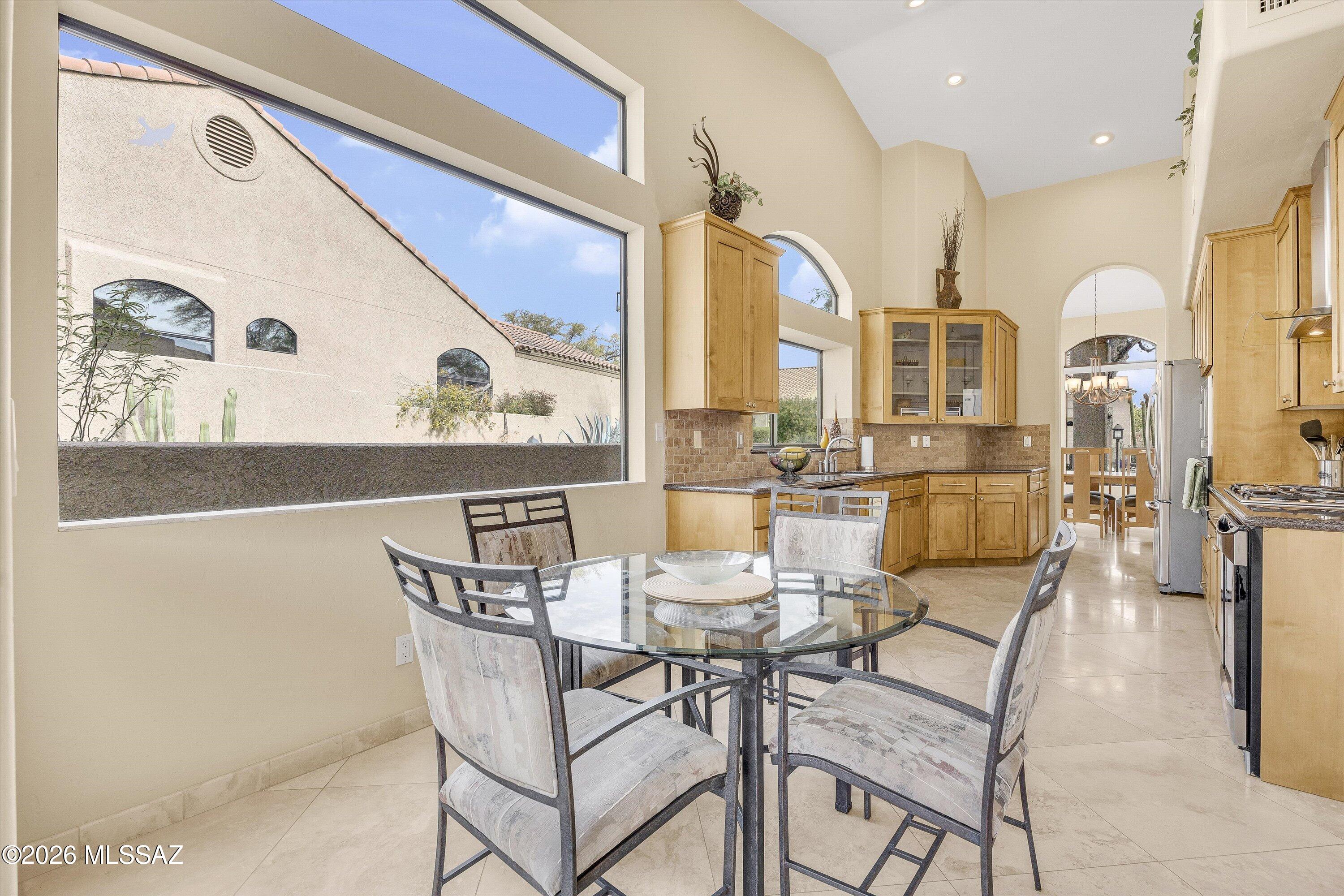 6015 N Coatimundi Drive