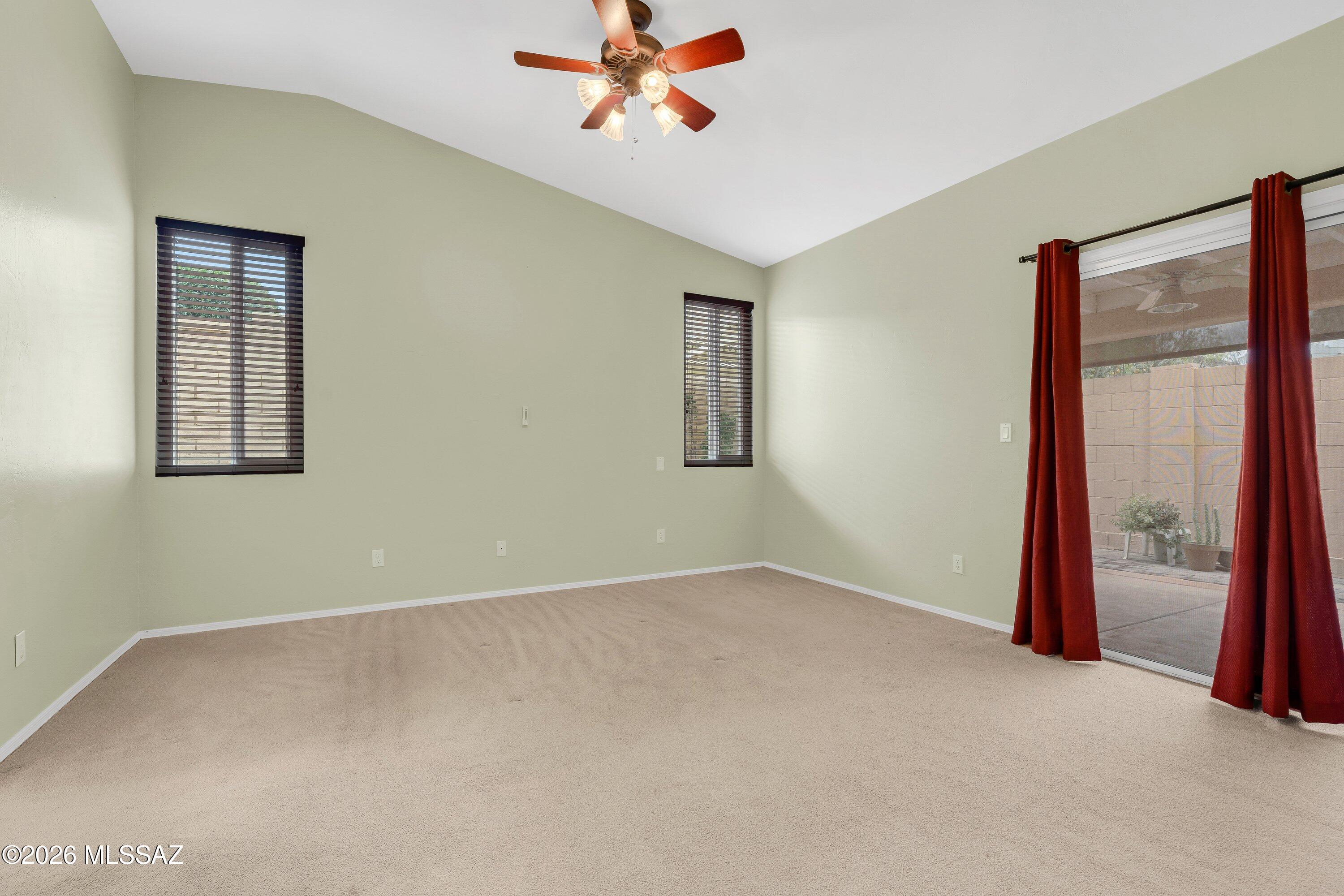 5122 E Círculo Las Cabanas