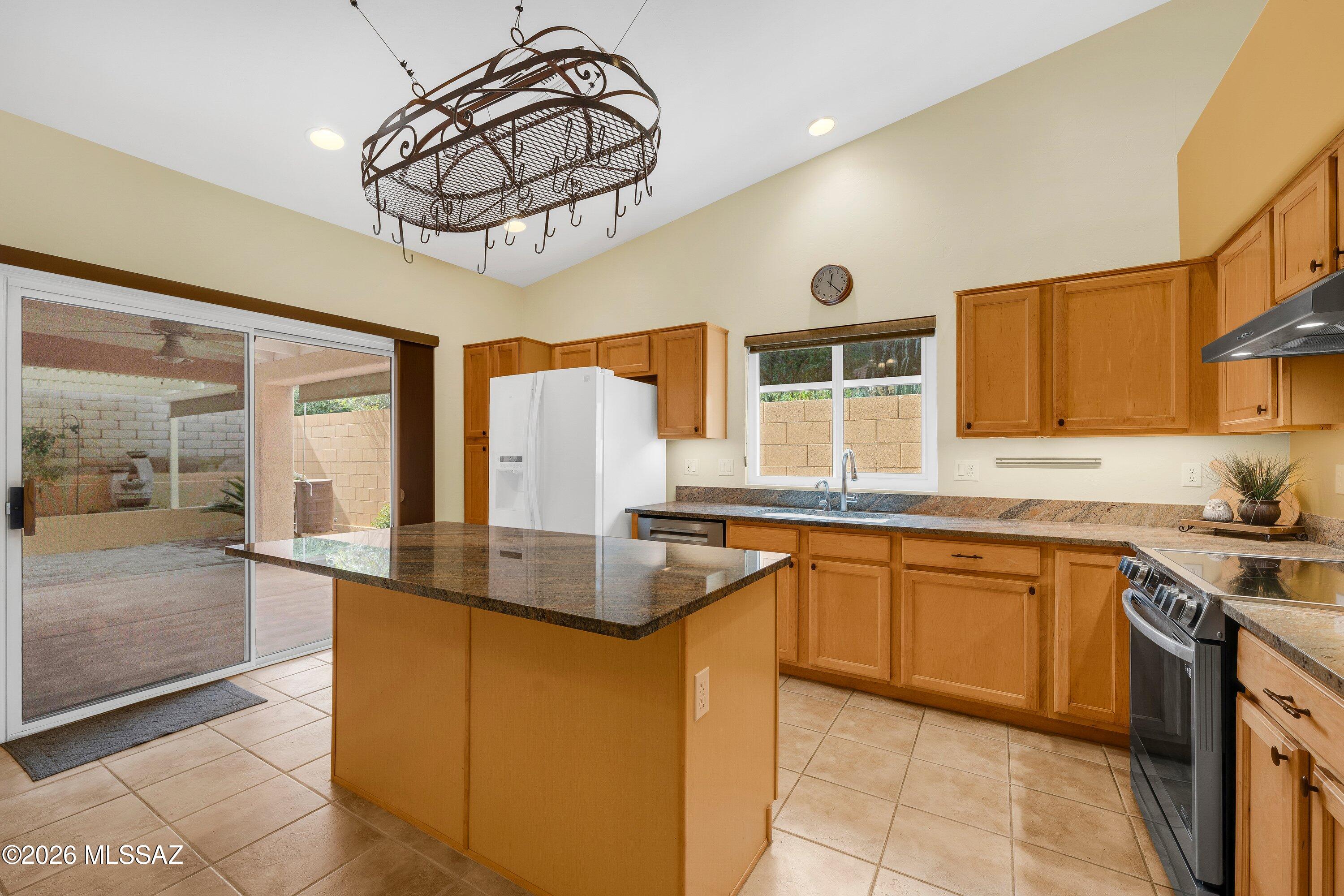 5122 E Círculo Las Cabanas