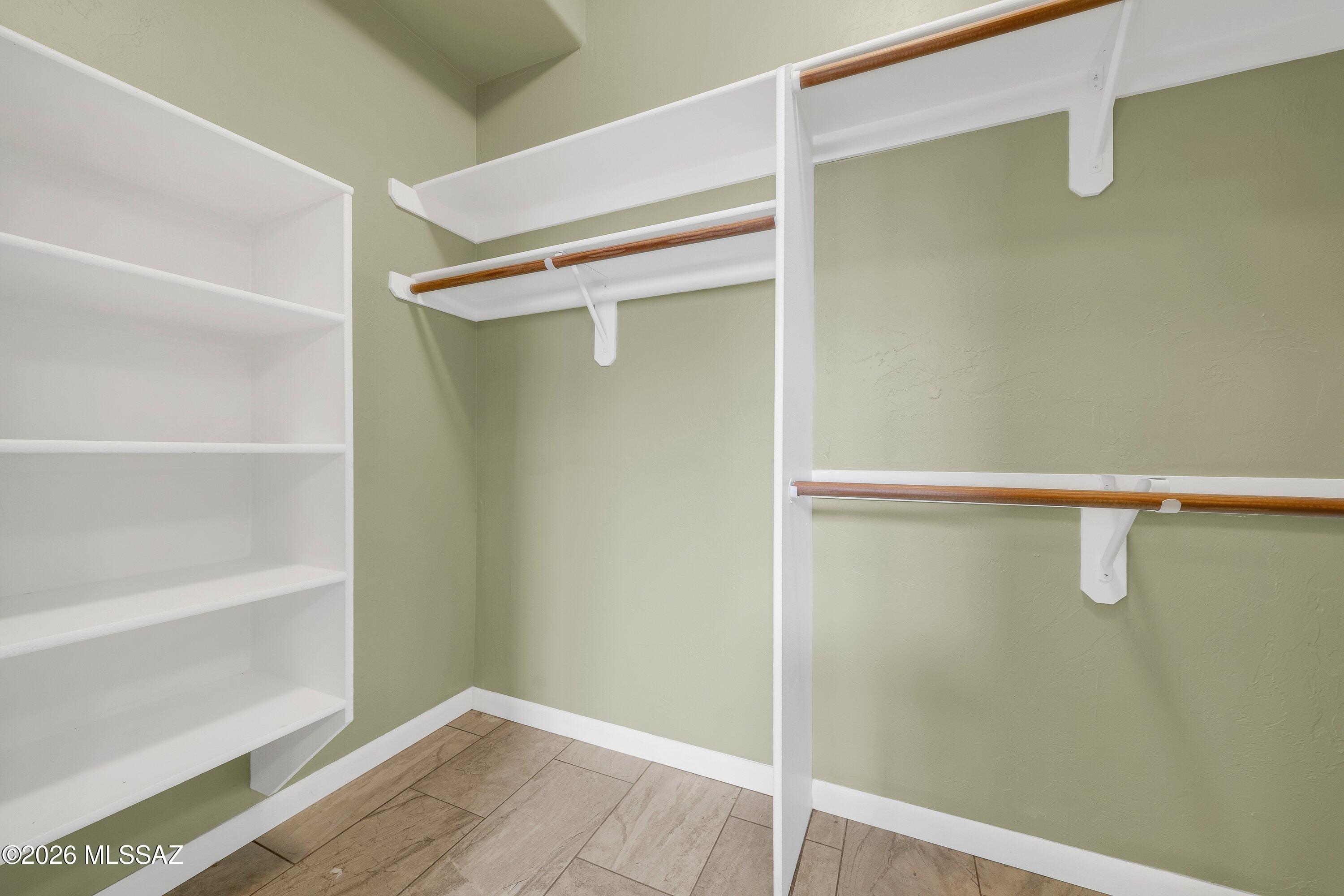 5122 E Círculo Las Cabanas