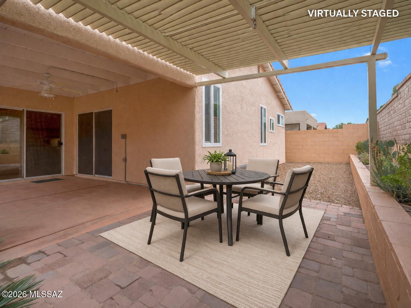 5122 E Círculo Las Cabanas