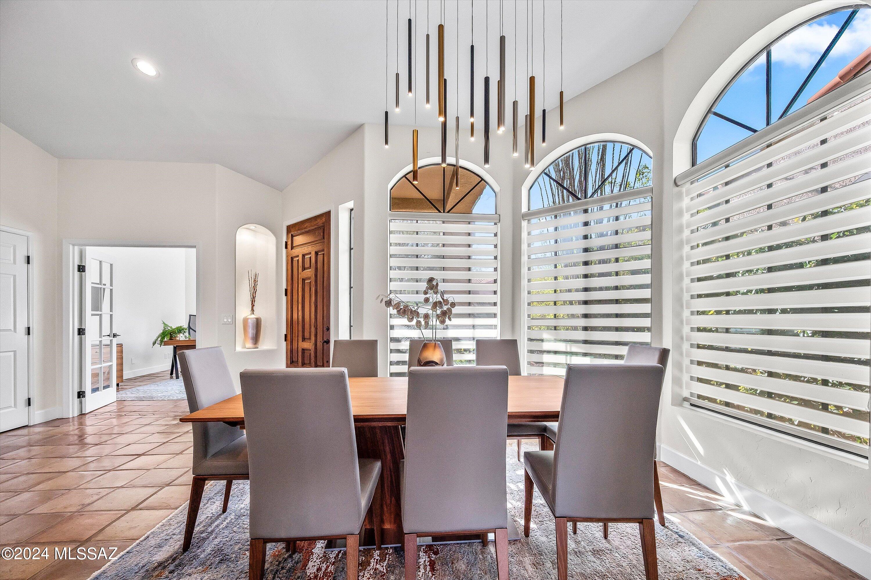 6020 N Coatimundi Drive