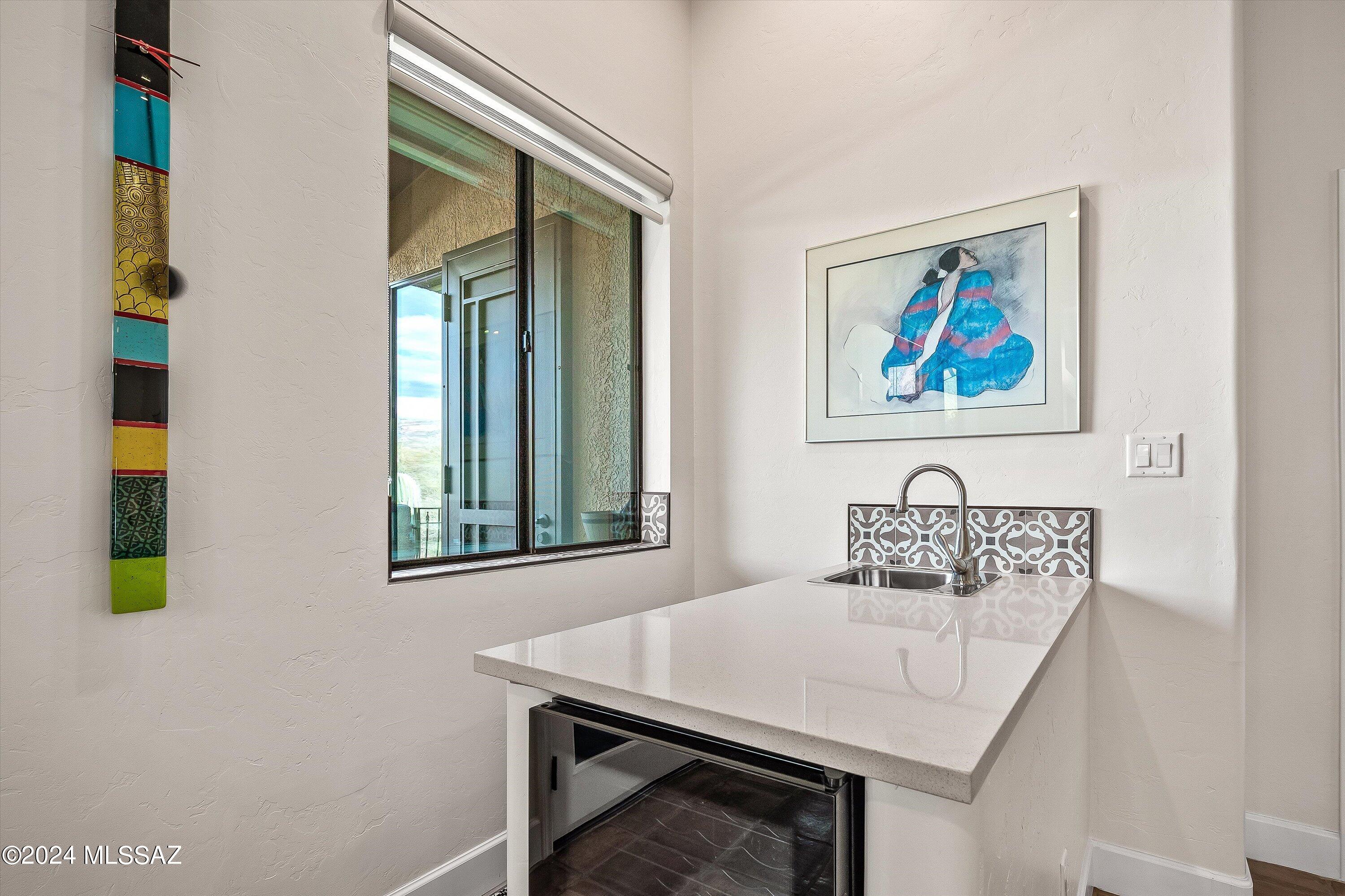 6020 N Coatimundi Drive