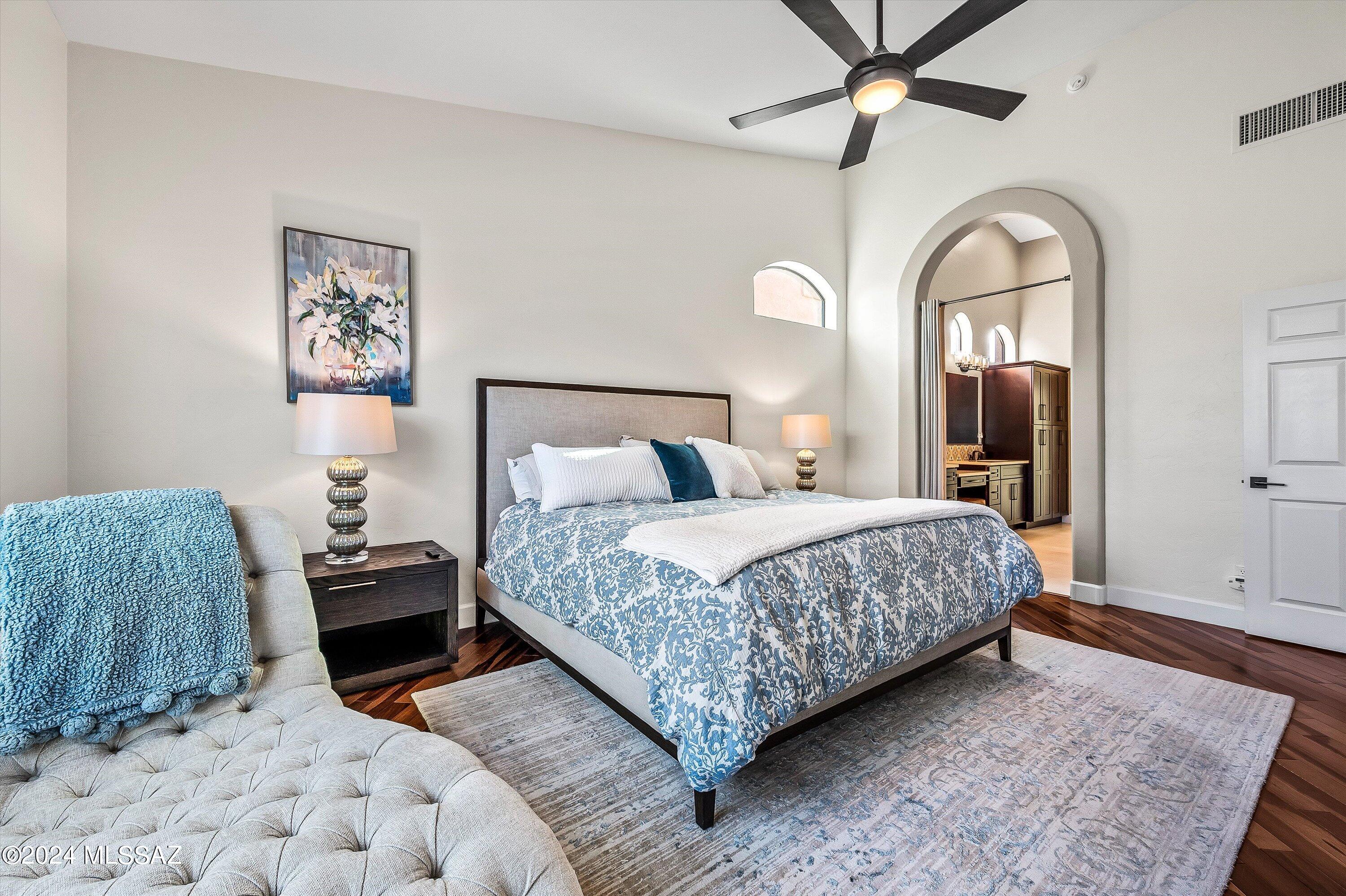 6020 N Coatimundi Drive