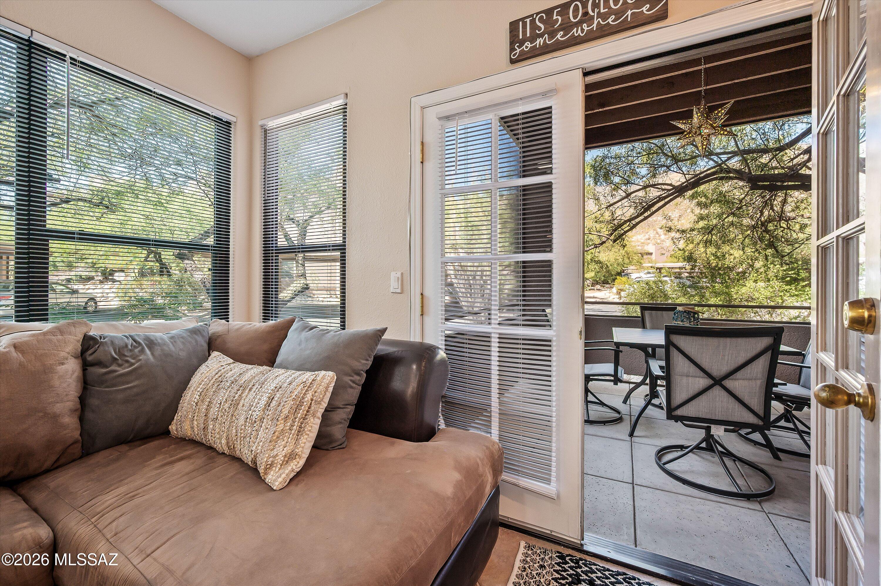 6655 N Canyon Crest Drive 17102