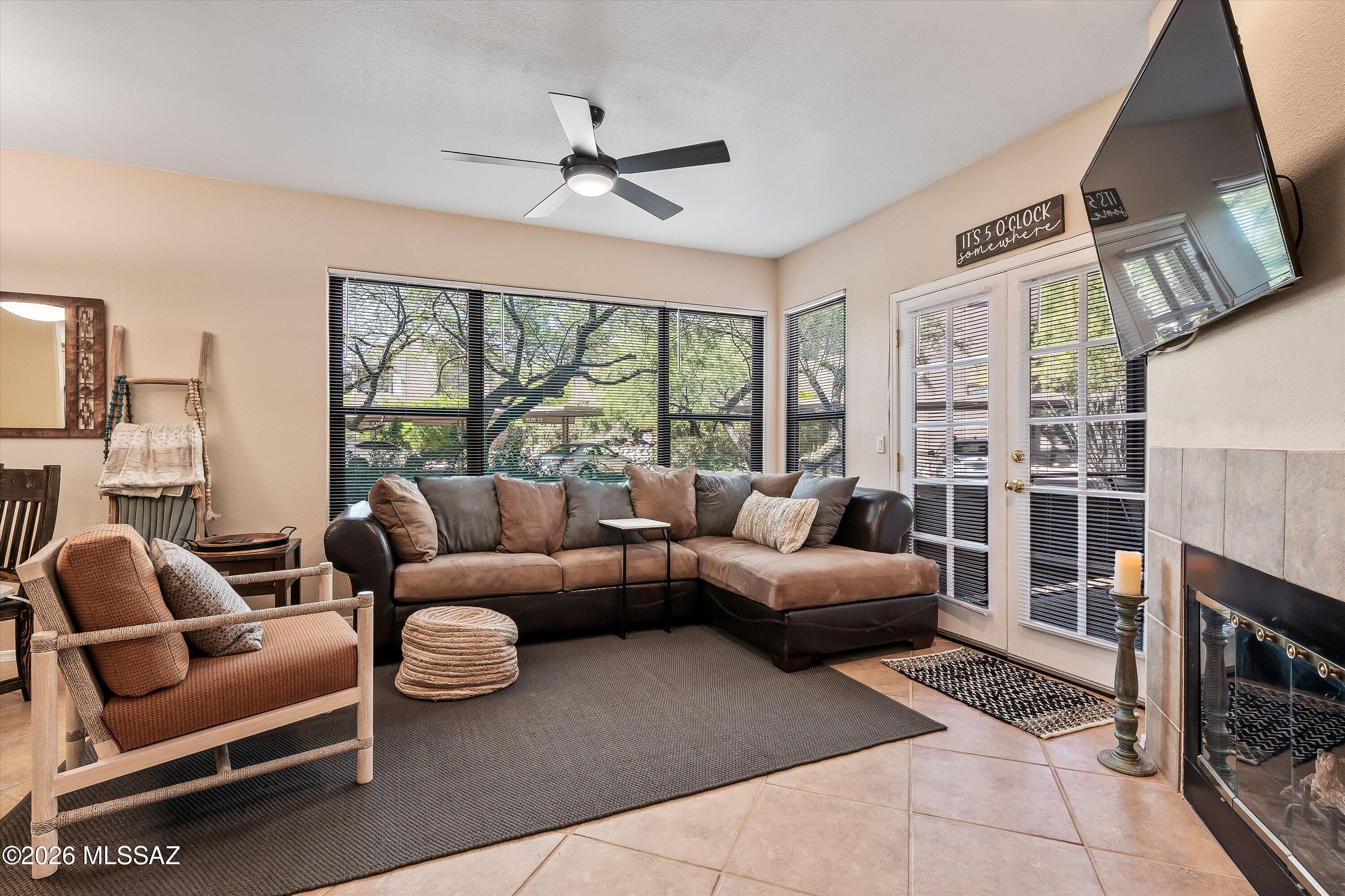 6655 N Canyon Crest Drive 17102