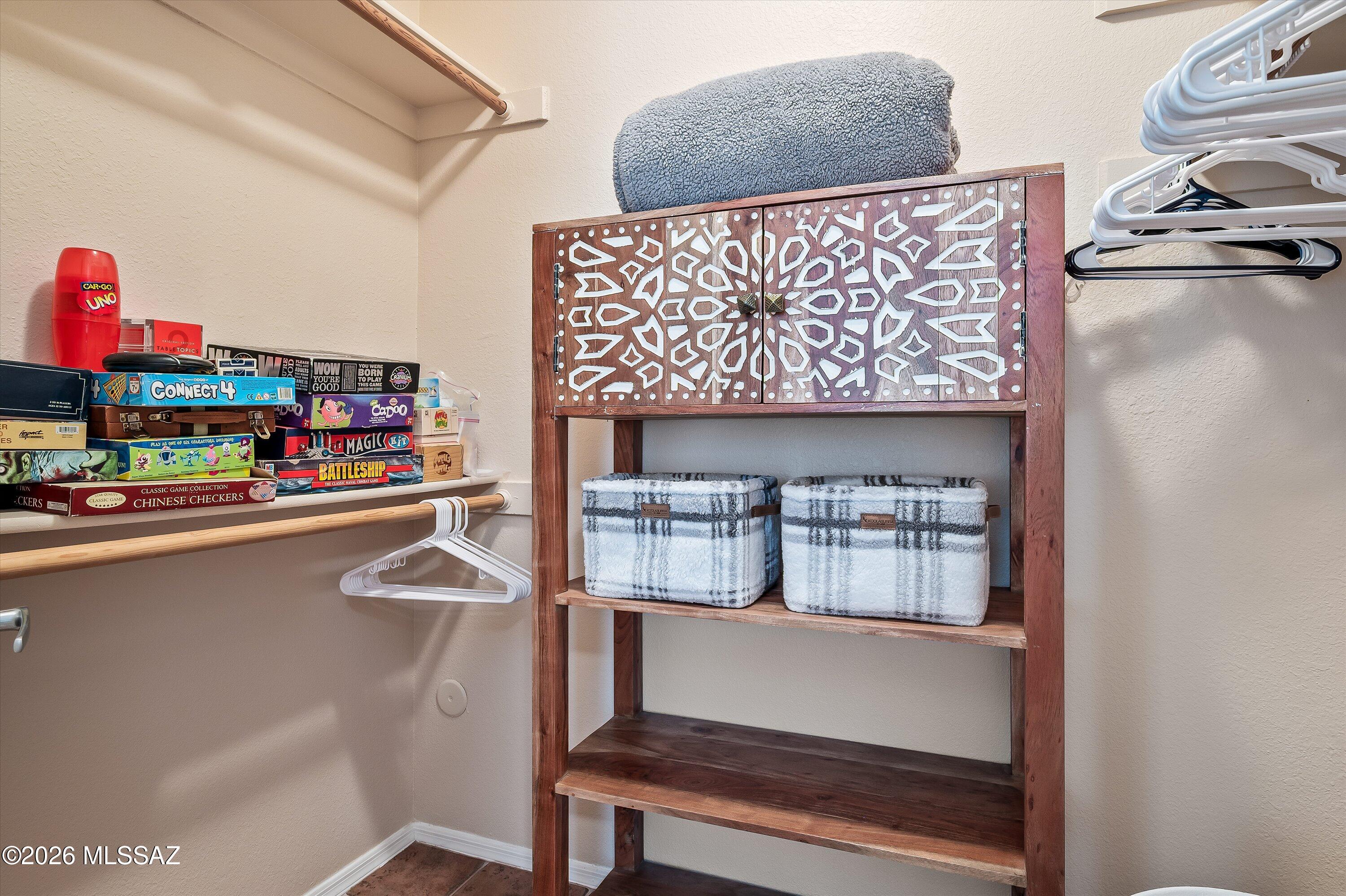 6655 N Canyon Crest Drive 17102