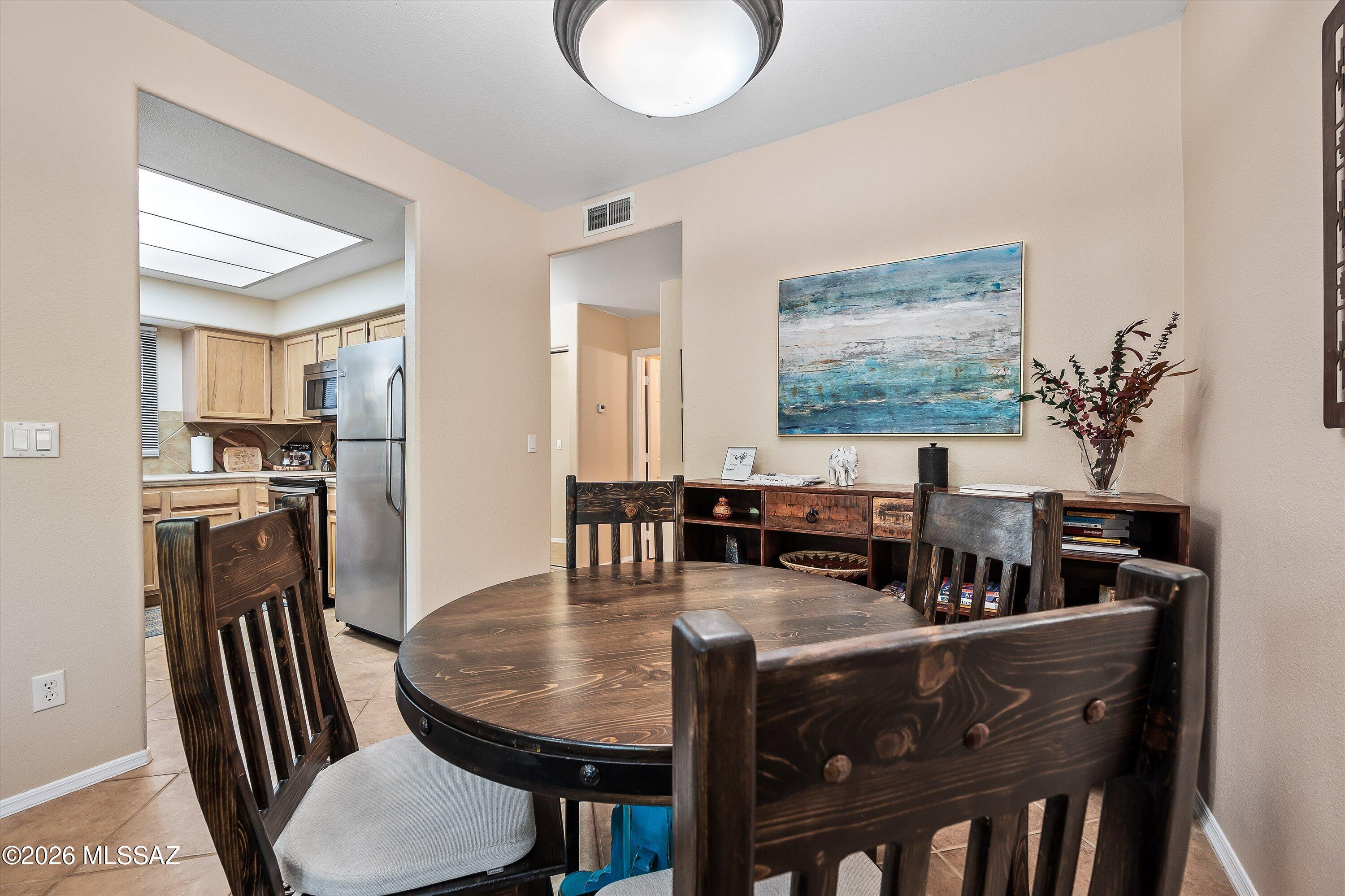 6655 N Canyon Crest Drive 17102