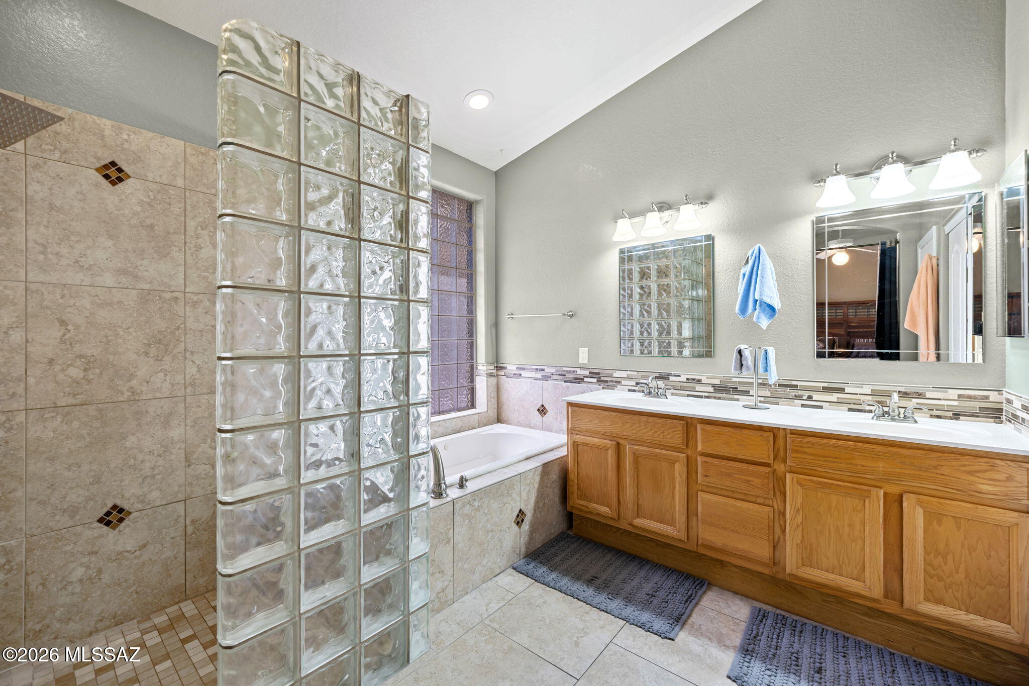 1791 W Eagle Crest Place