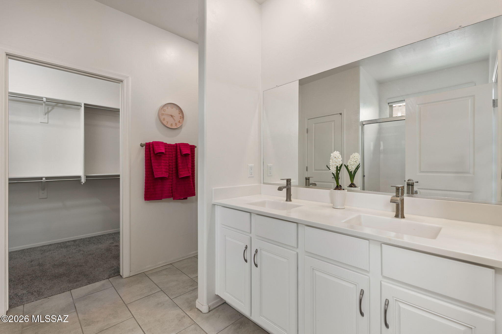 8686 N Calle La Canoa