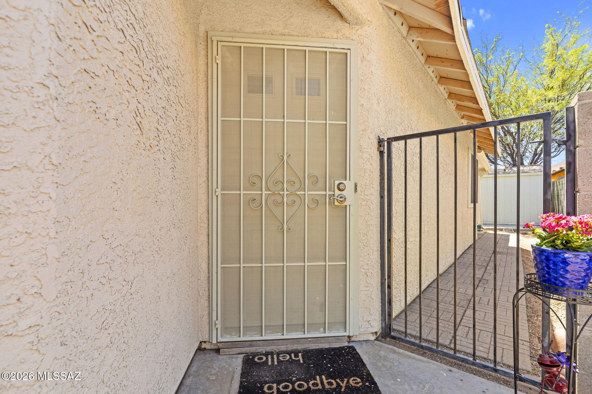 3605 W Avenida Del Mar