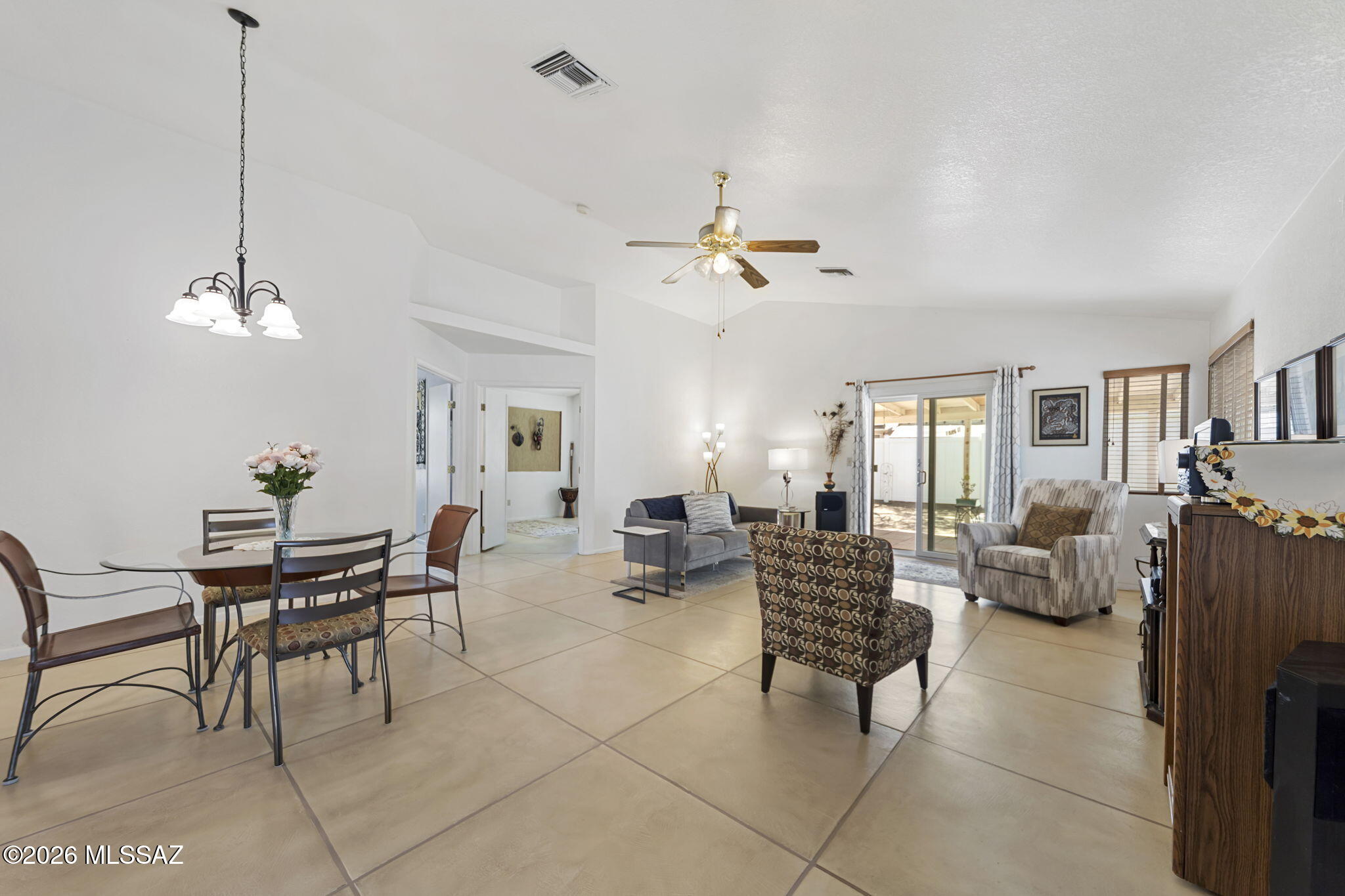 3605 W Avenida Del Mar