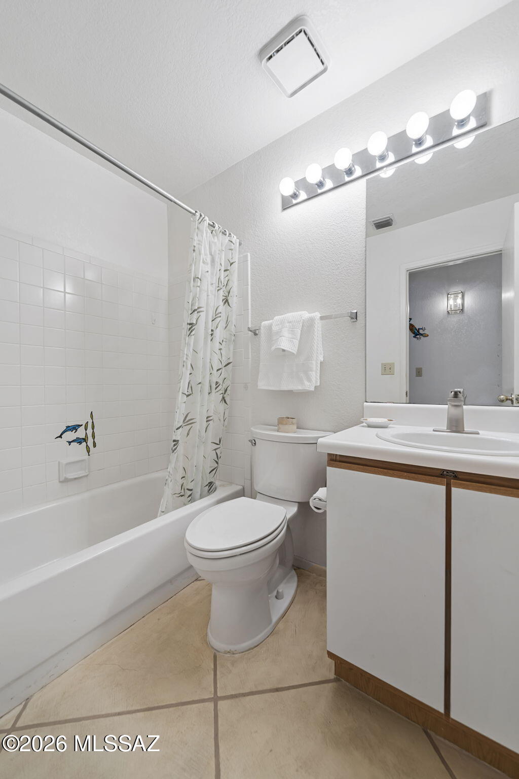 3605 W Avenida Del Mar