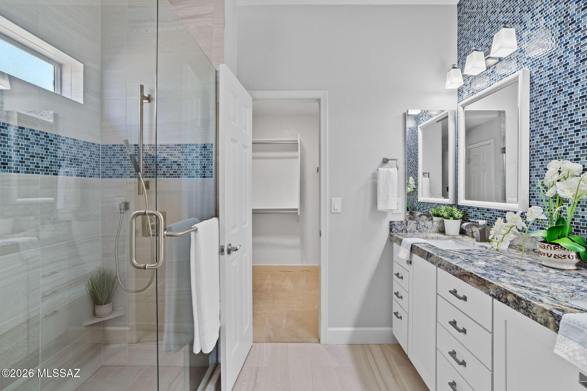 37046 S Rock Crest Drive