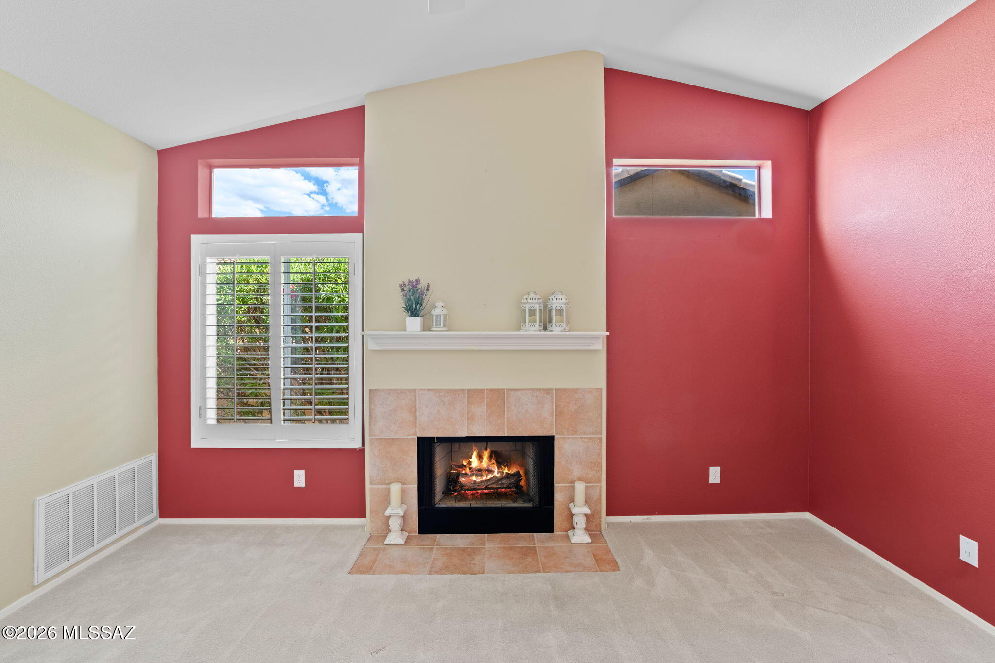 37046 S Rock Crest Drive