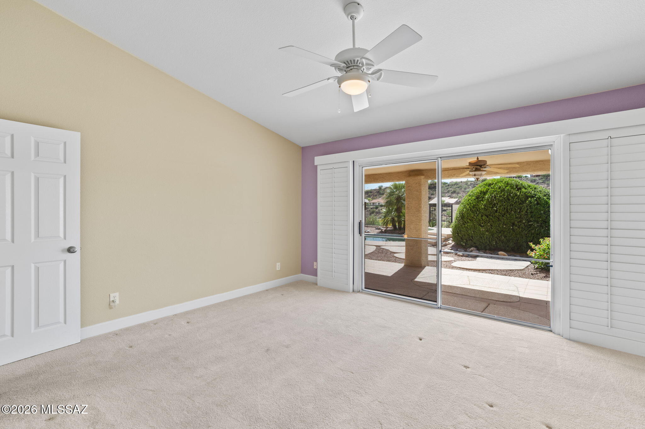 37046 S Rock Crest Drive