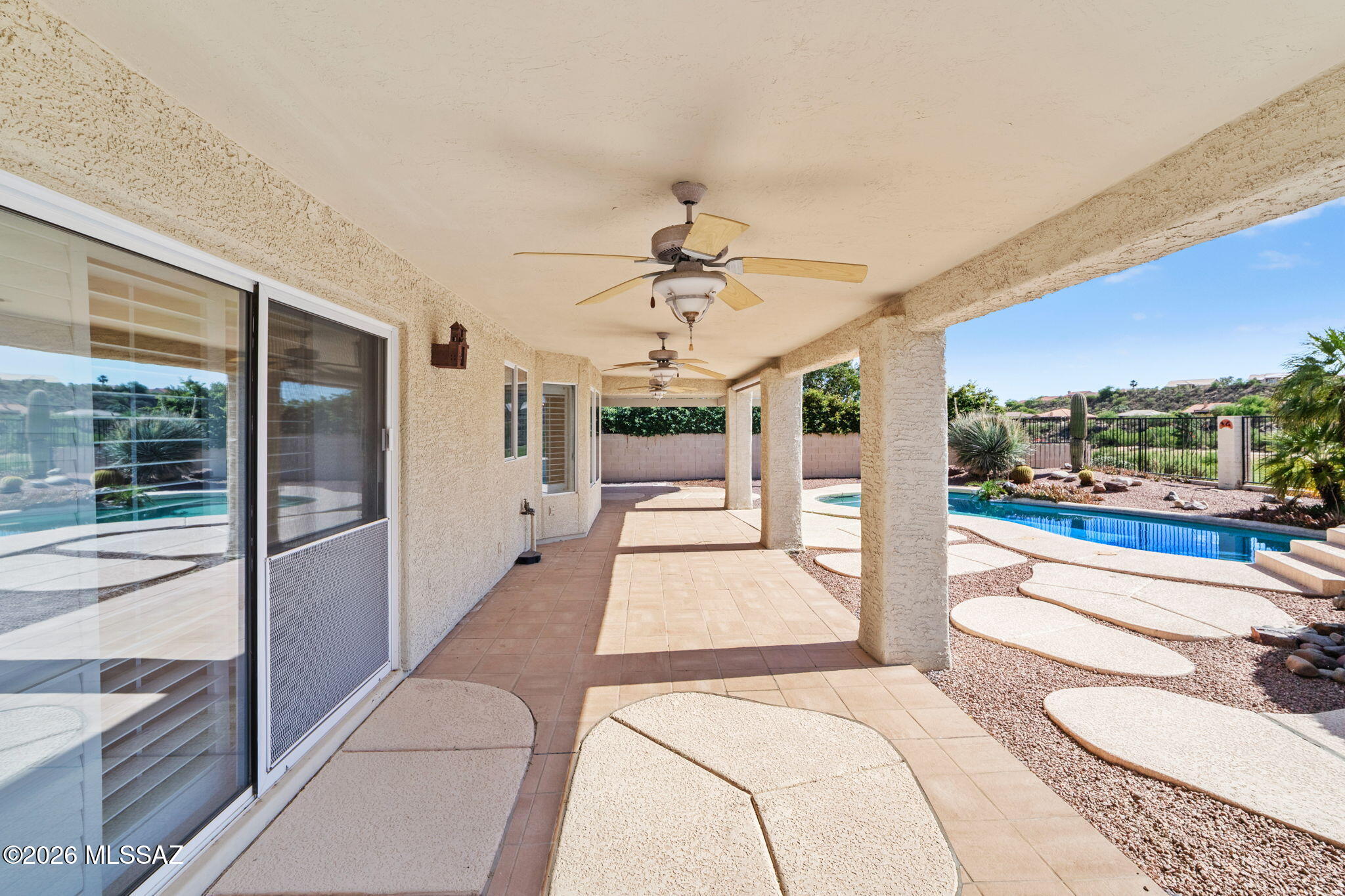 37046 S Rock Crest Drive