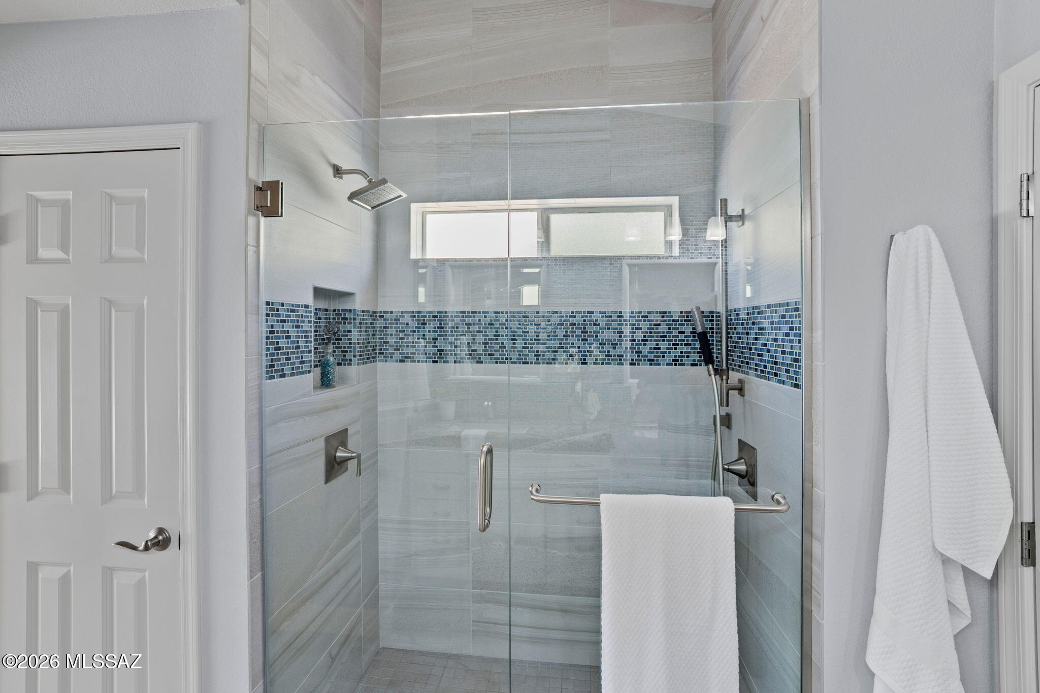 37046 S Rock Crest Drive