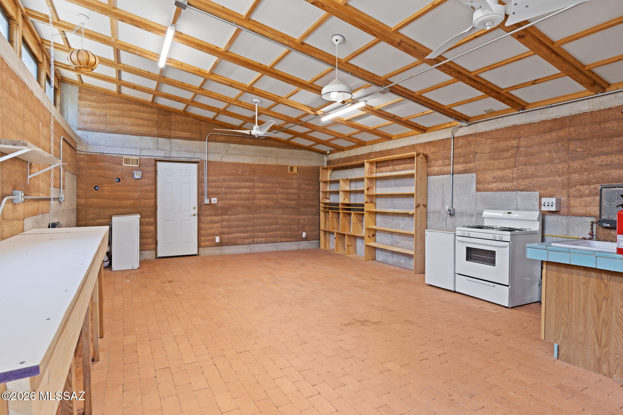 1045 E Nuestro Street