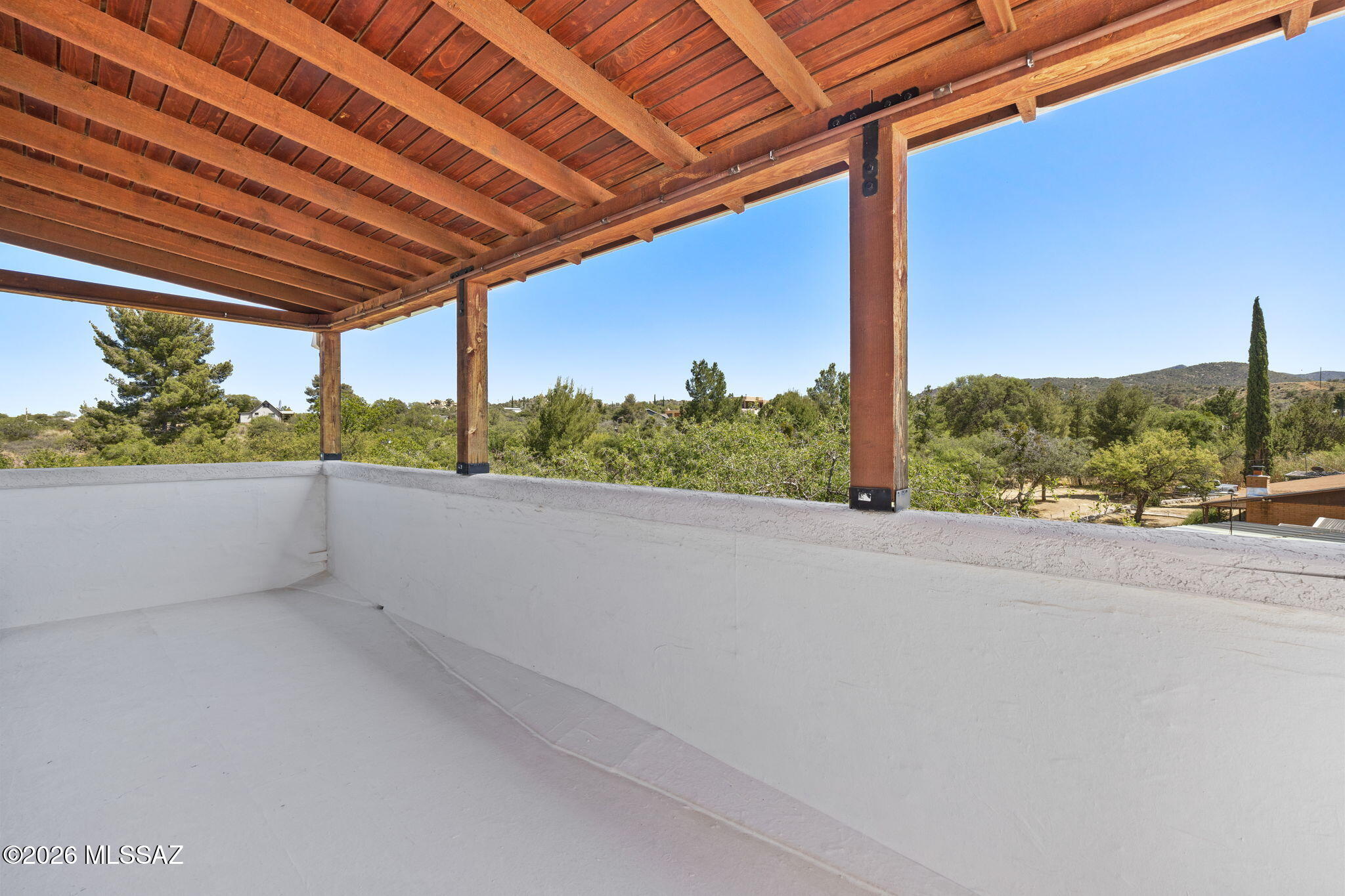 1045 E Nuestro Street