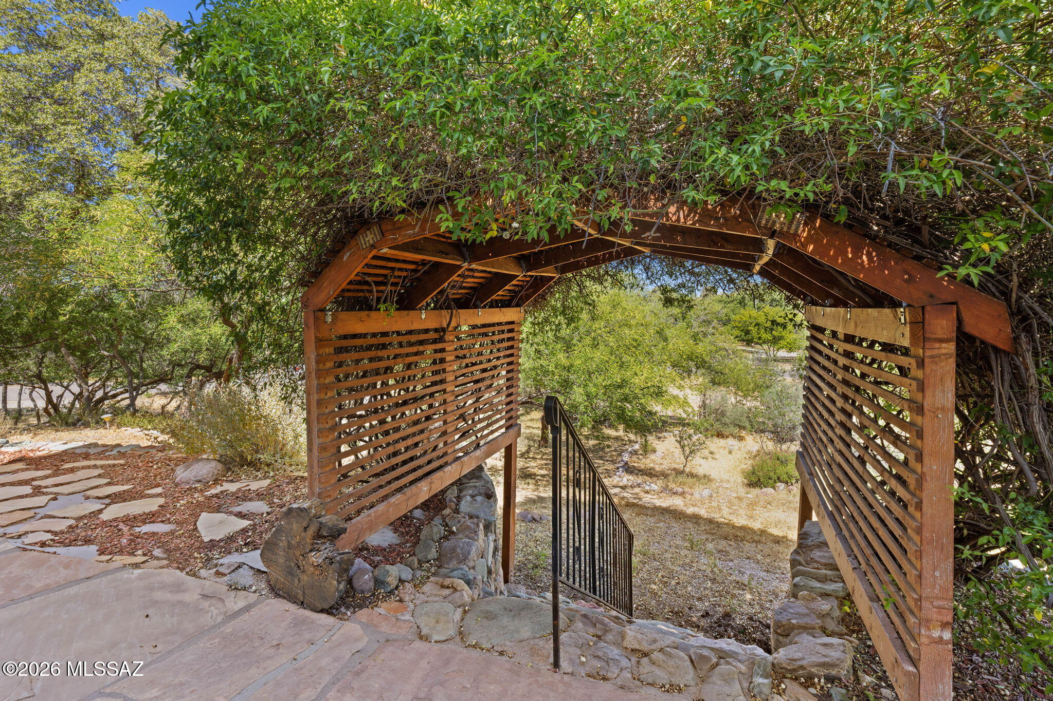 1045 E Nuestro Street