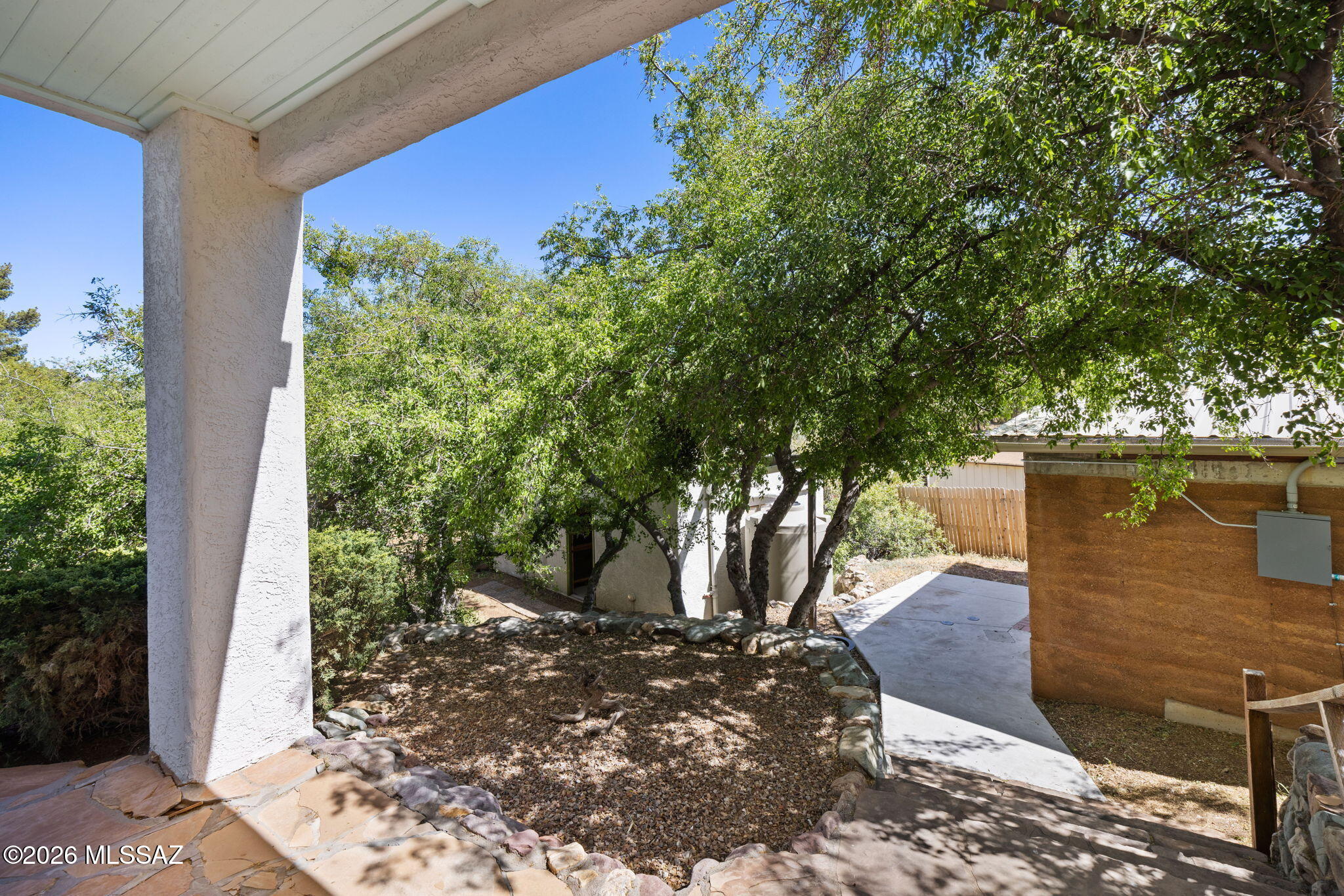 1045 E Nuestro Street