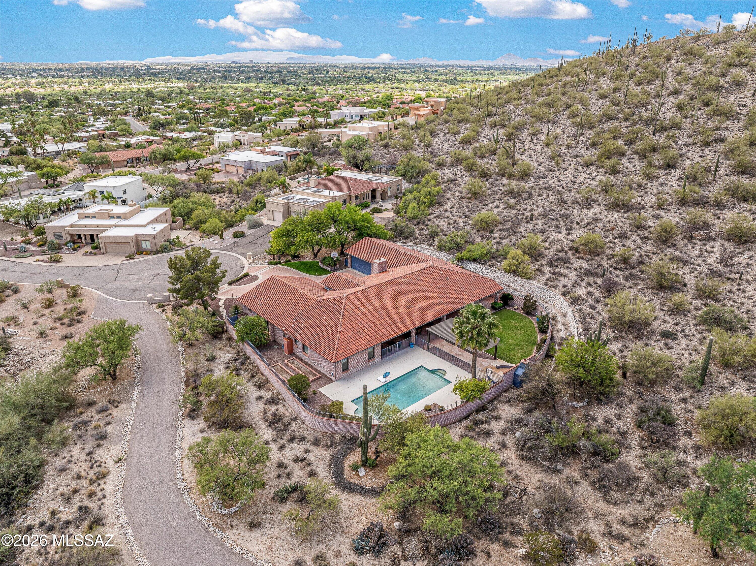 3892 N Mountain Cove Drive