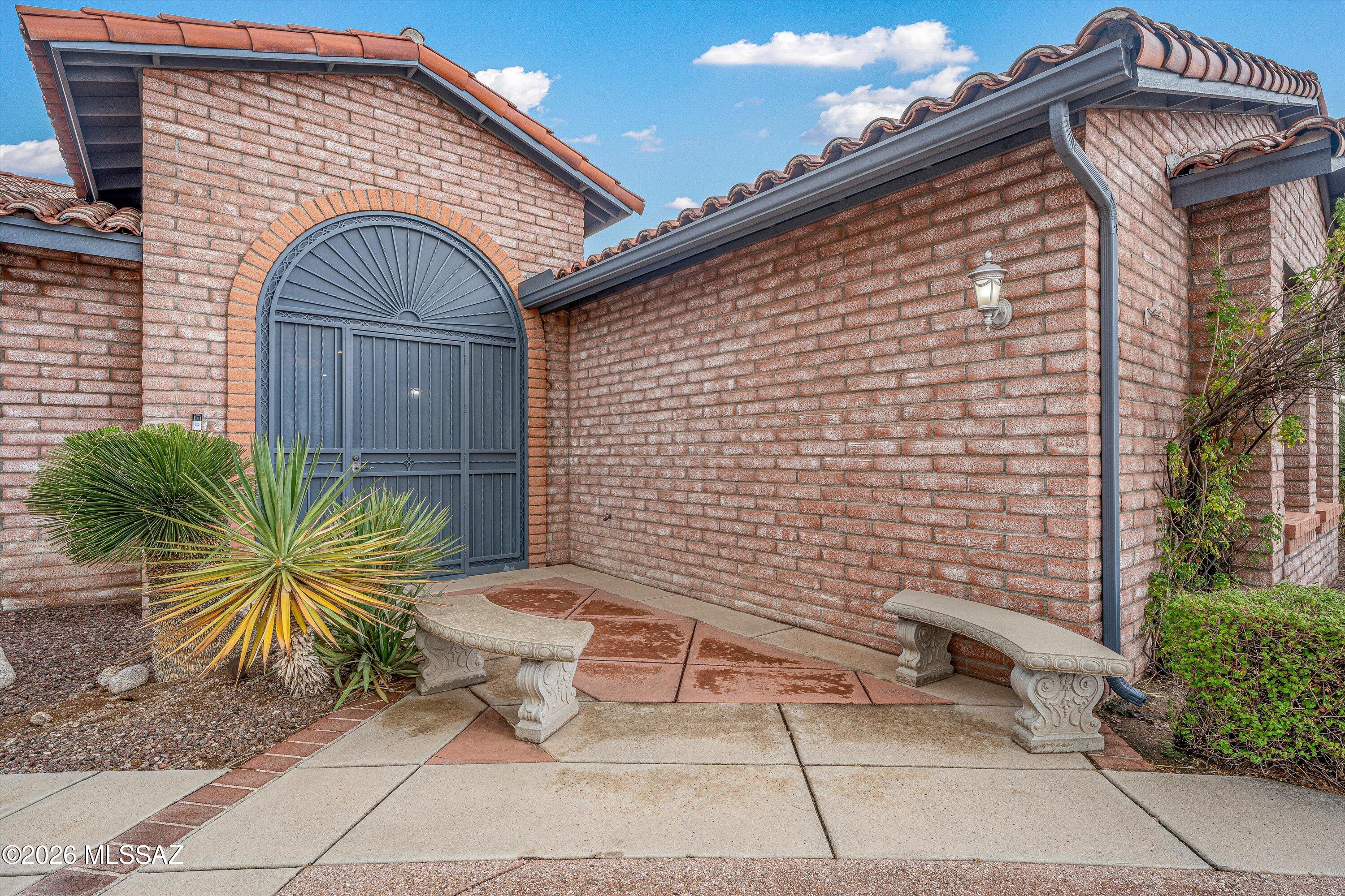 3892 N Mountain Cove Drive