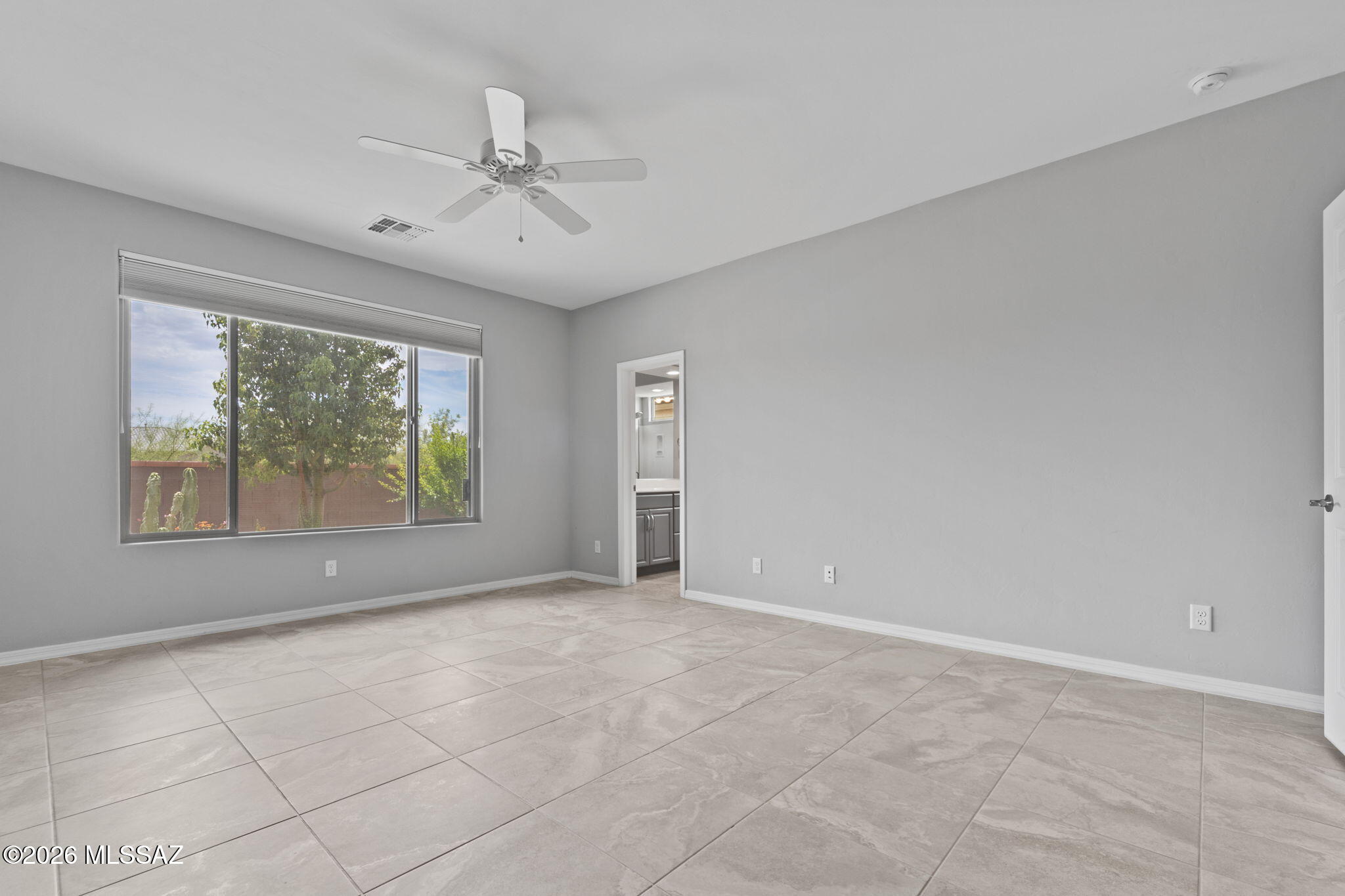 8464 N Van Cleeve Lane