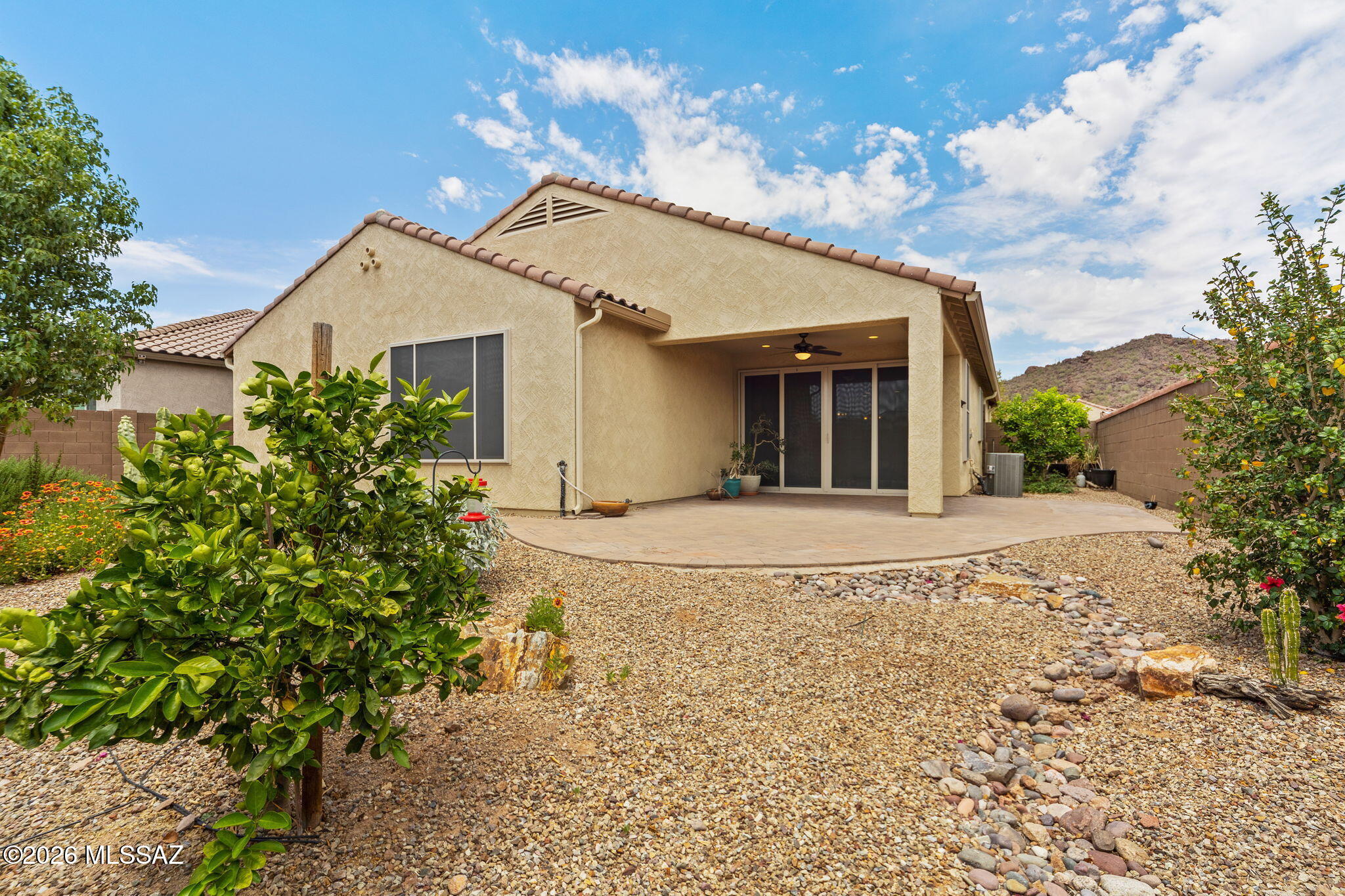 8464 N Van Cleeve Lane