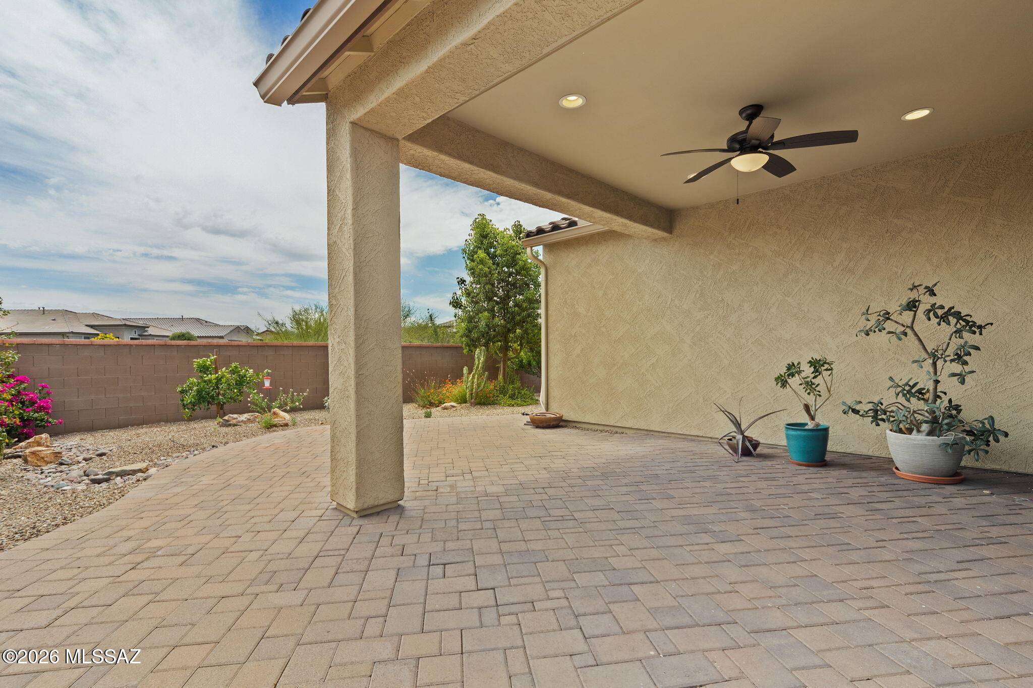 8464 N Van Cleeve Lane