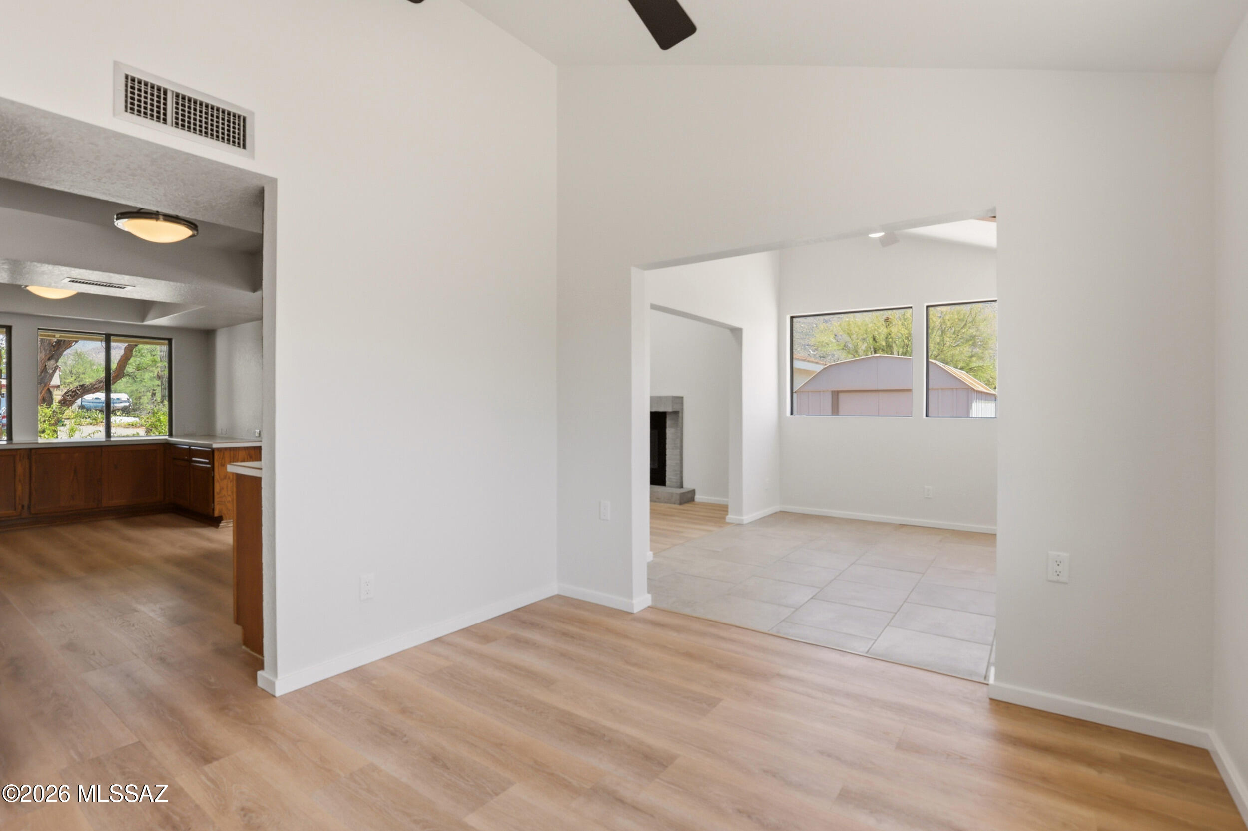 4690 N Shinumo Drive
