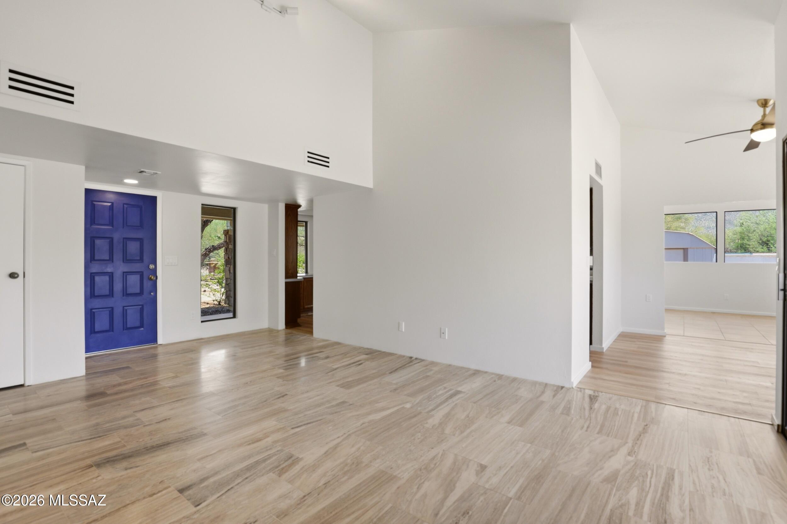 4690 N Shinumo Drive