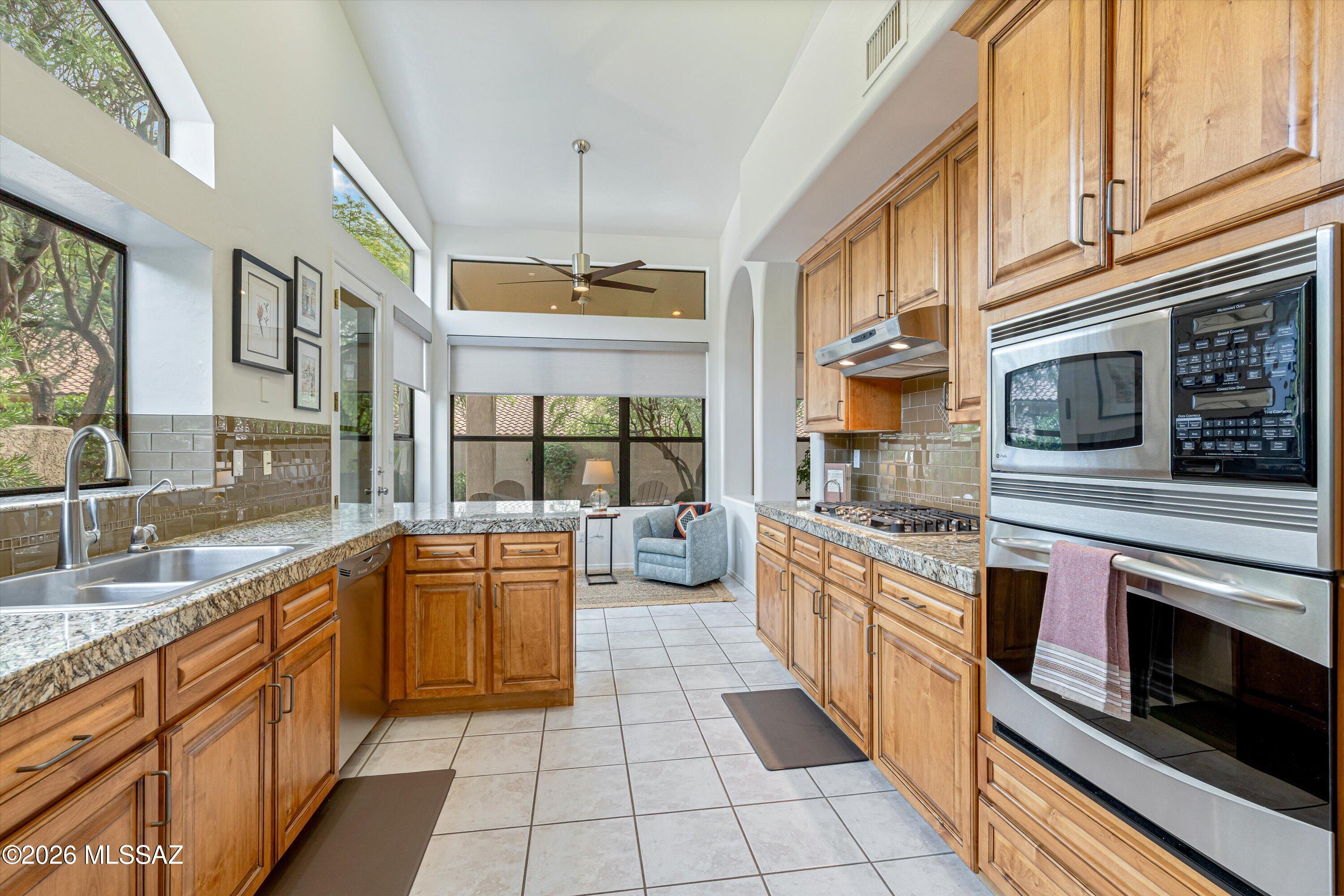 5976 N Golden Eagle Drive