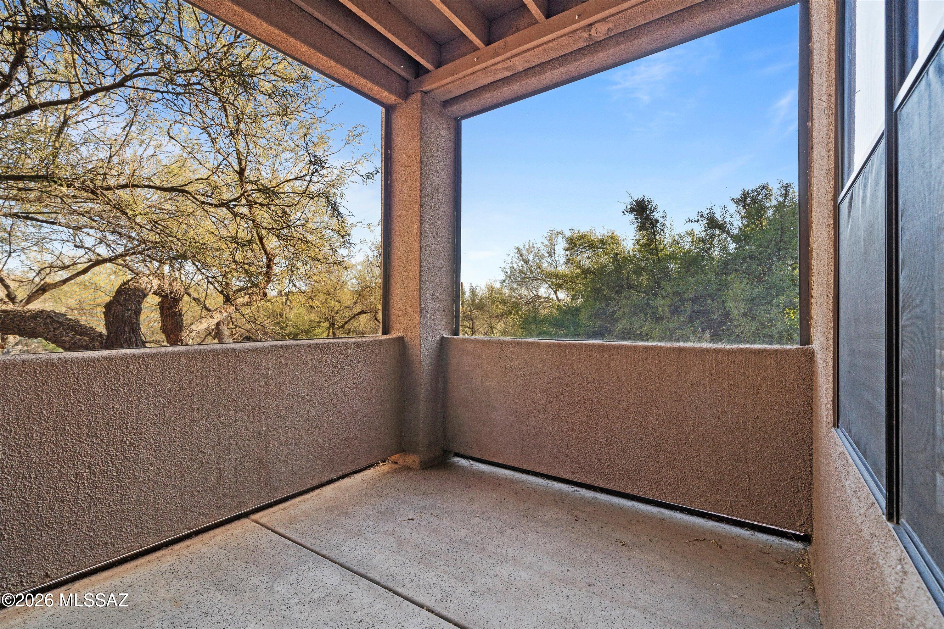 6655 N Canyon Crest Drive 1102